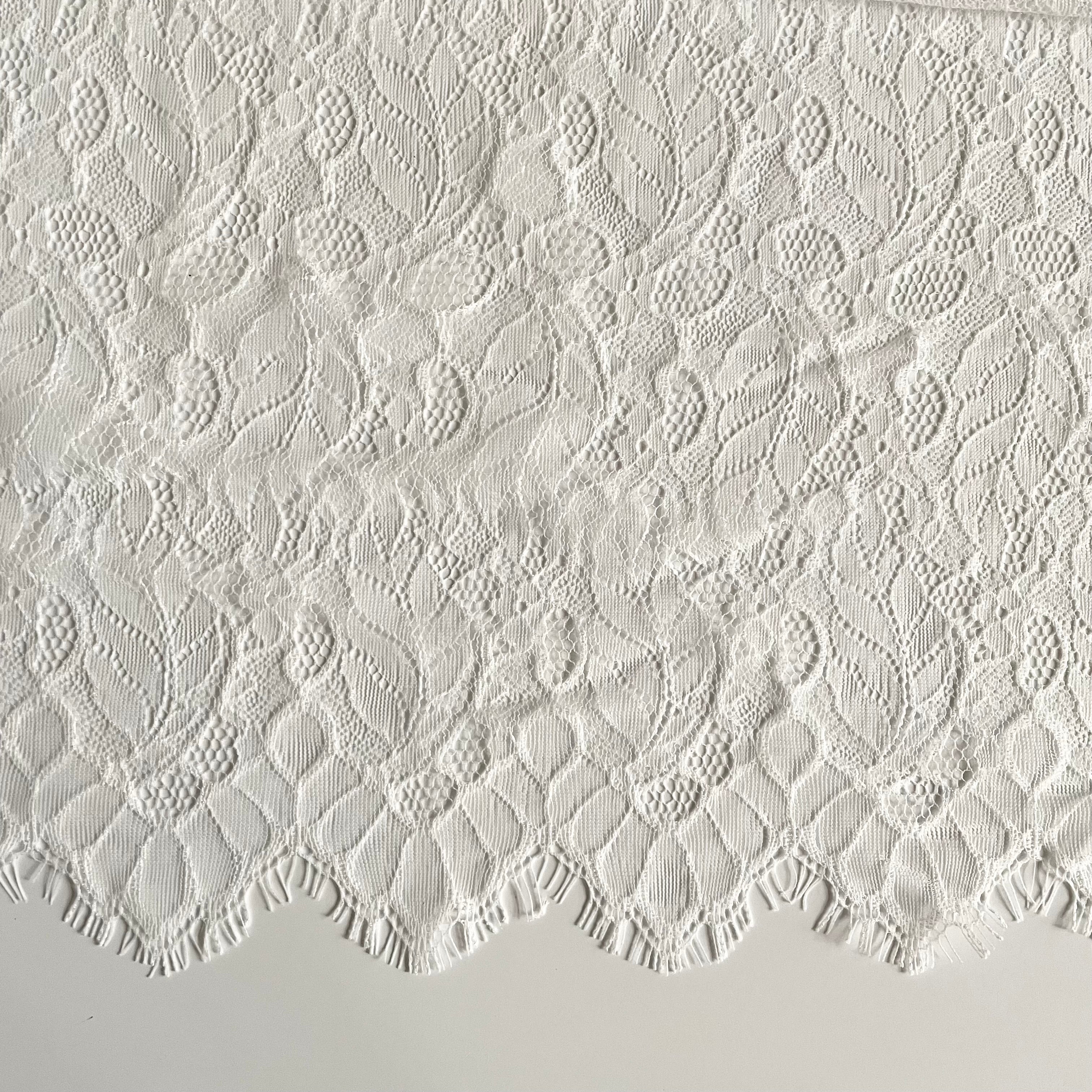 Nylon Chantilly Lace - Foliage Ivory