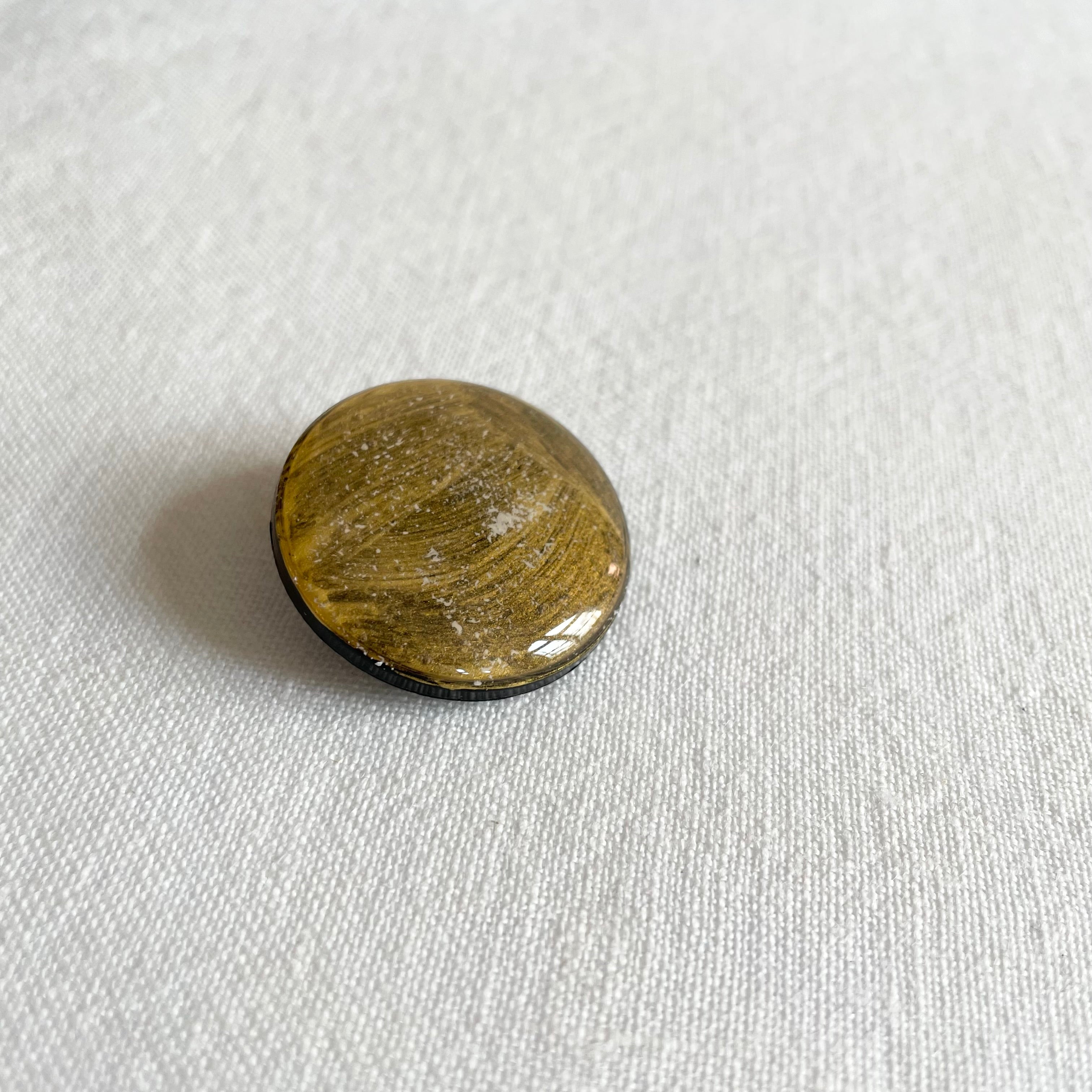 Gold Brushstroke Plastic Shank Button