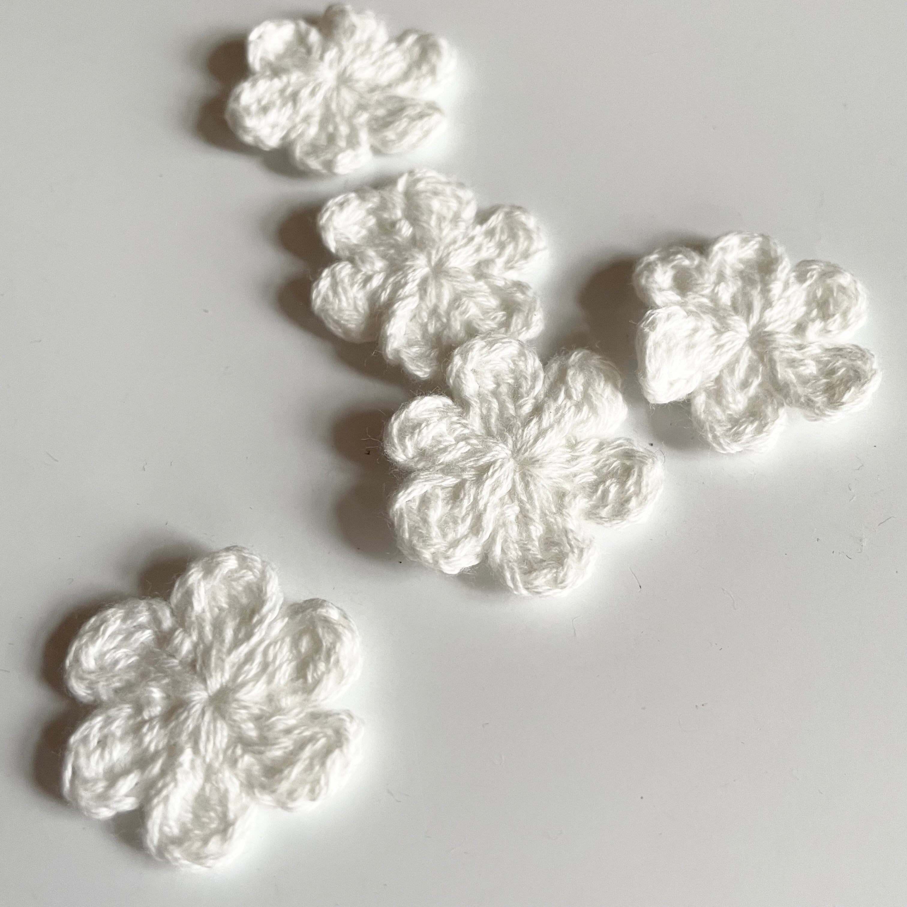 Shindo Crocheted Flowers and Petals - White