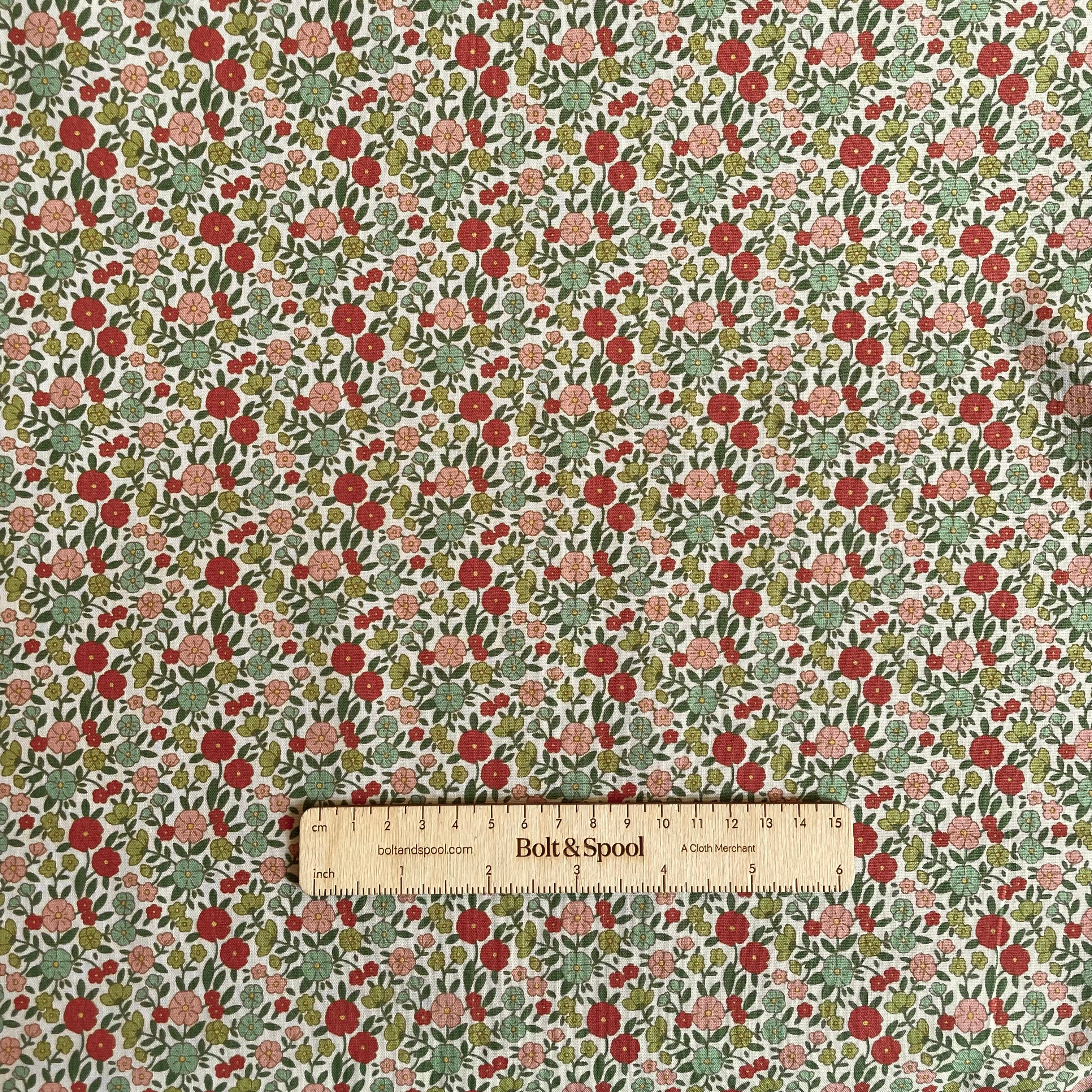 Tilda Fabrics : Wallflower - Janice Green