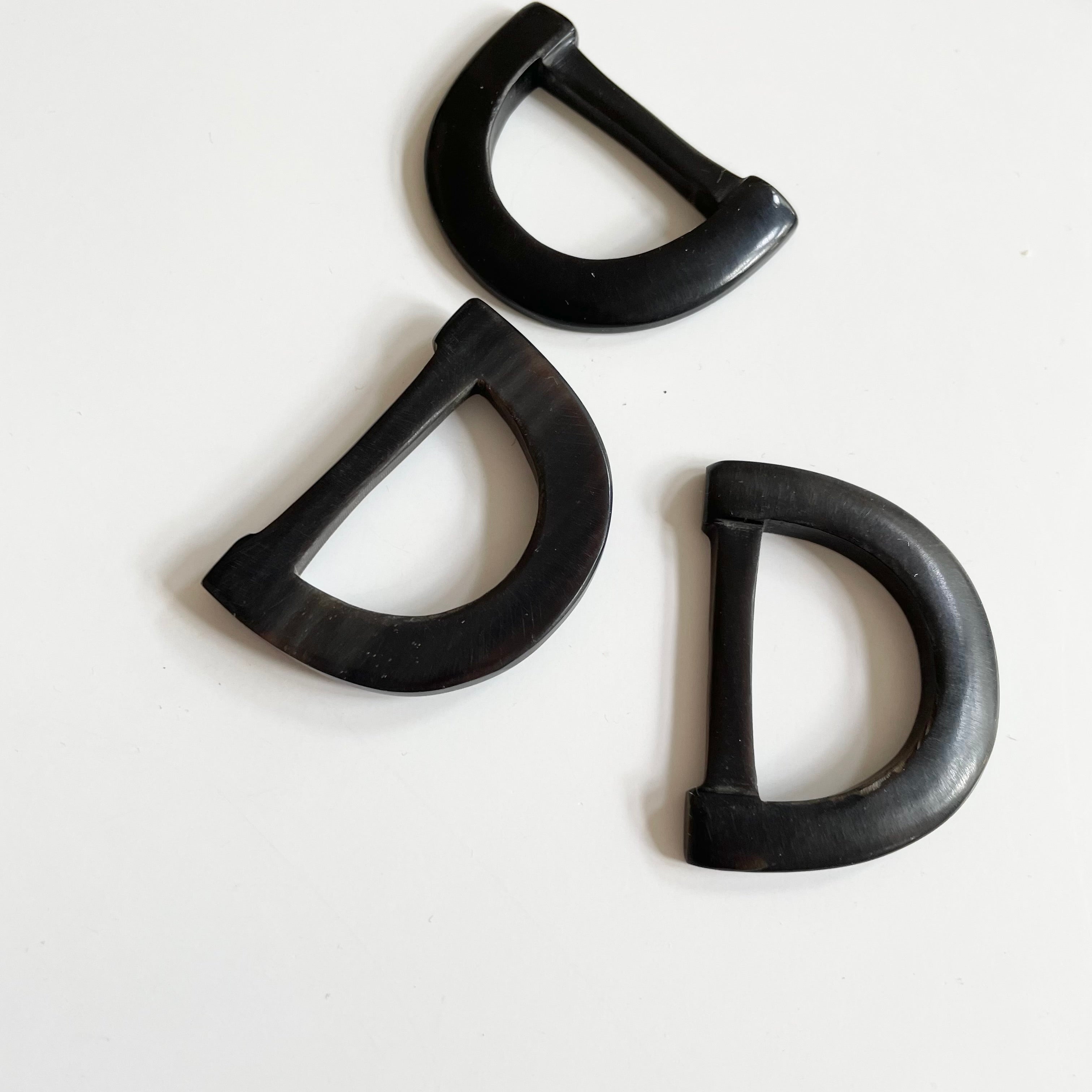Crescent Horn Buckle - Black