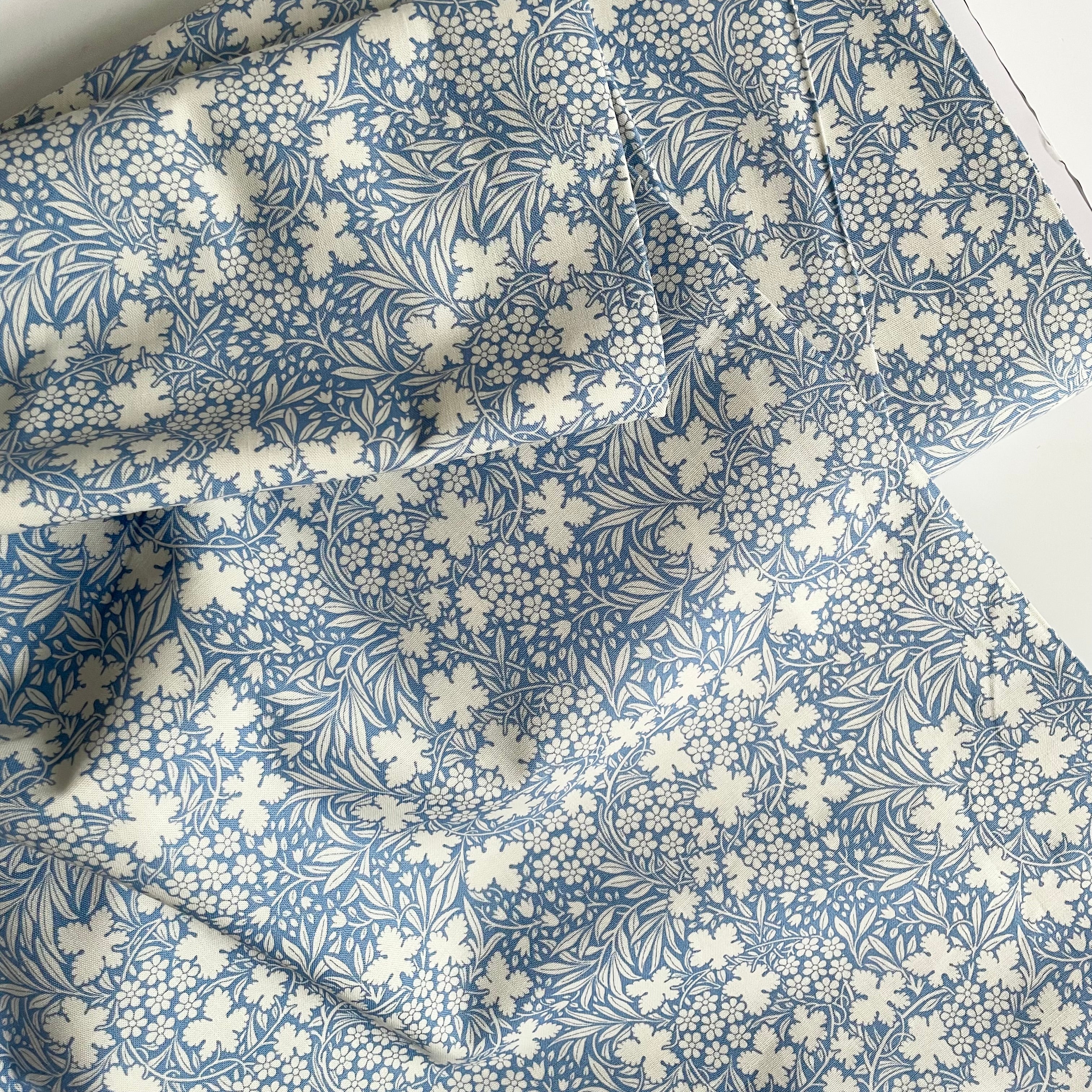 Tilda Fabrics : Something Blue - Bushbloom Blue