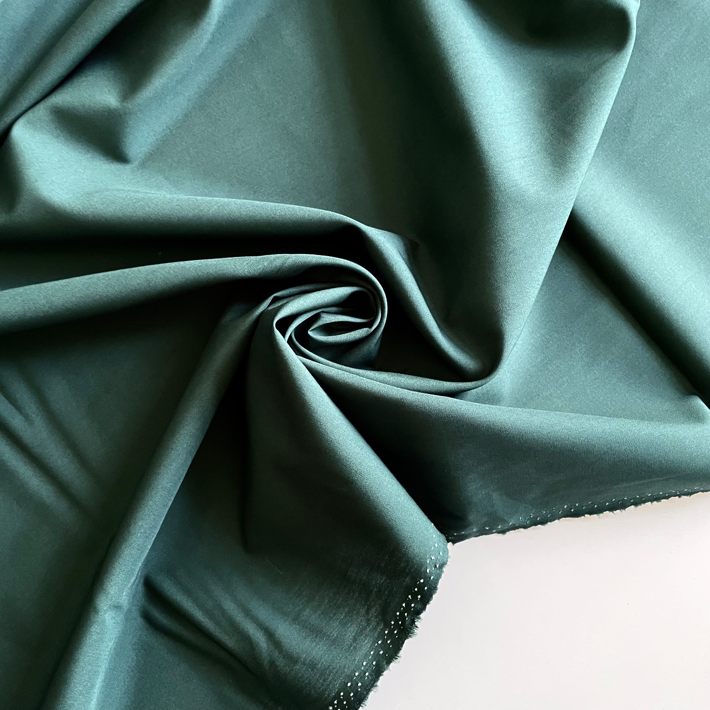 AGF Pure Solids - Evergreen