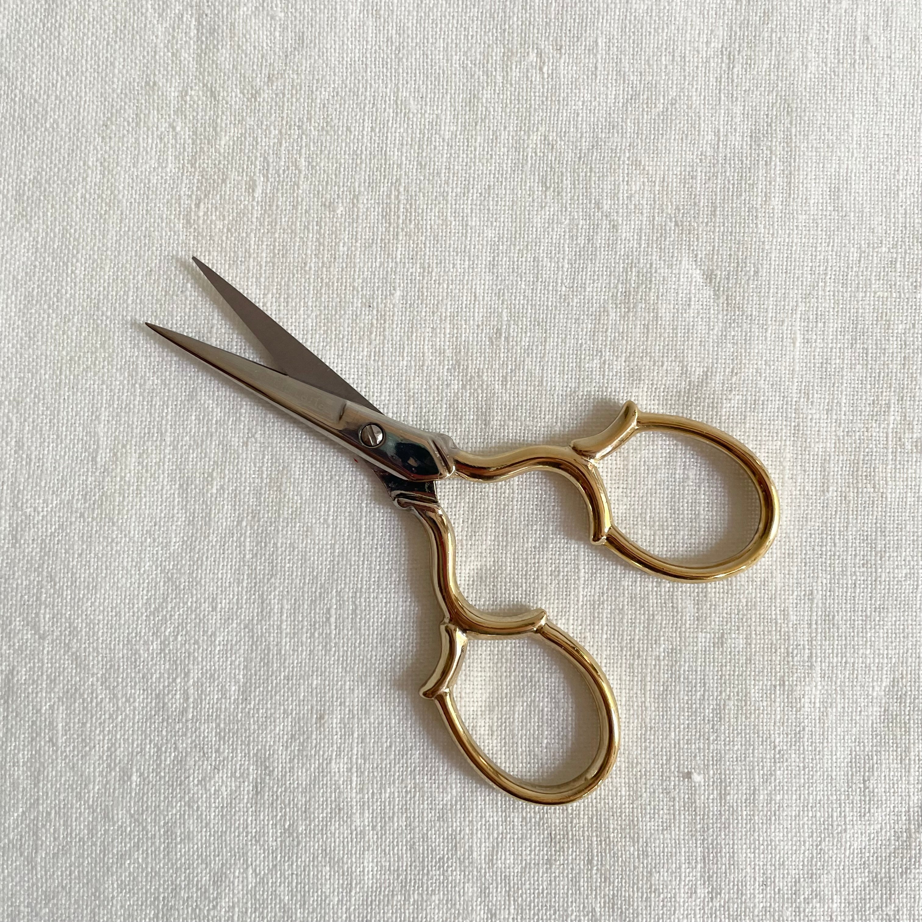 Studio Carta Luna Scissors