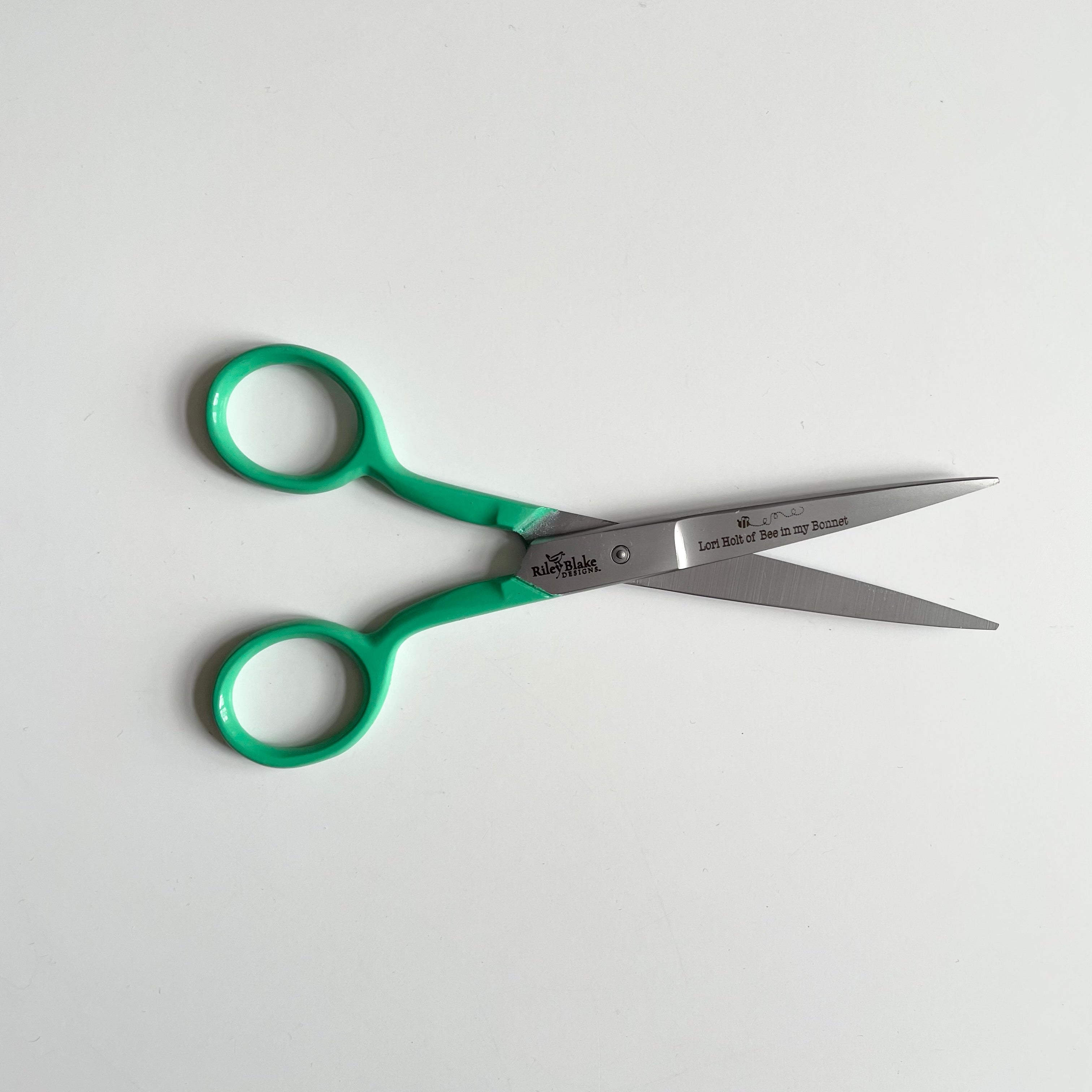 Honey Bee 5" Scissors