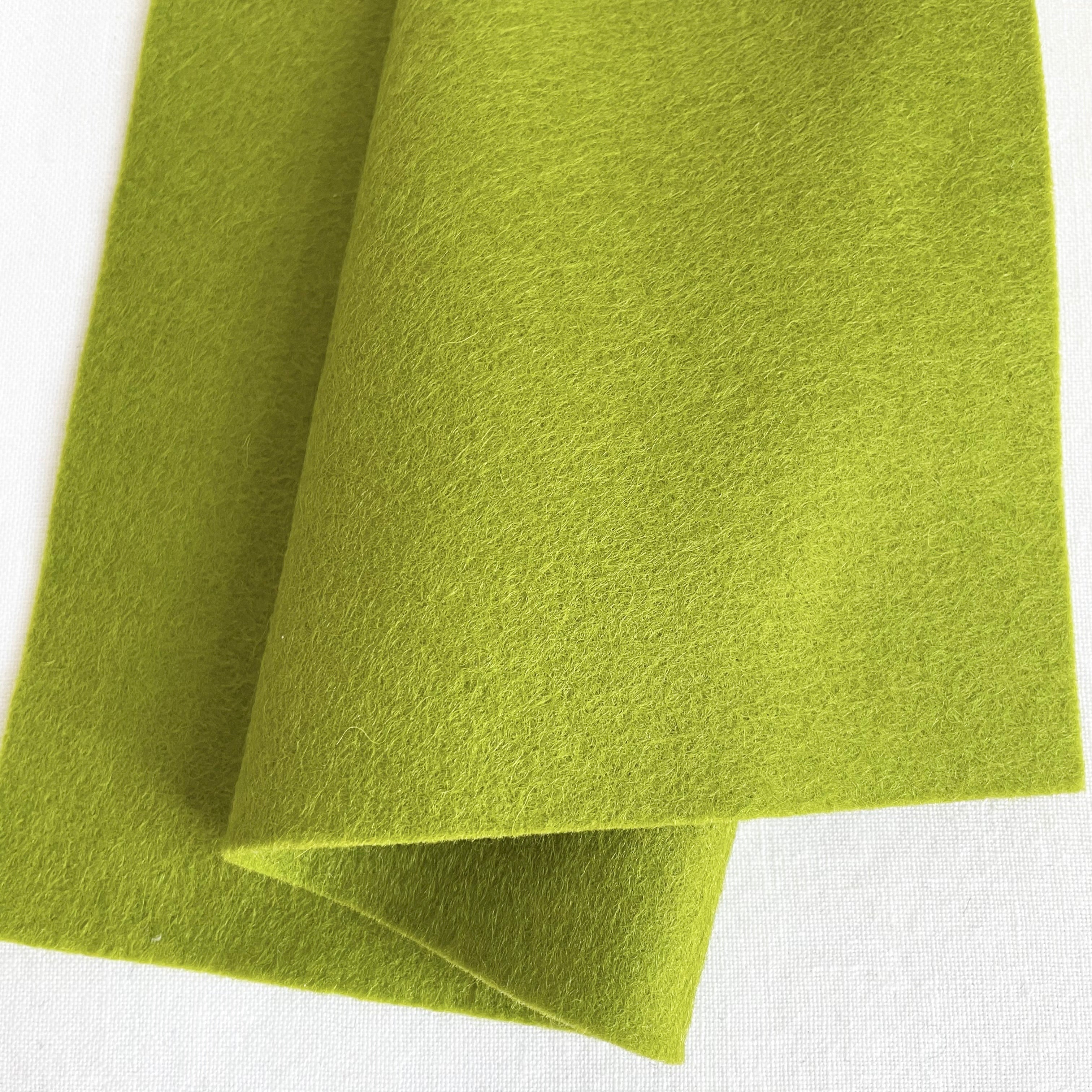barefoot Wool Felt spring leaf