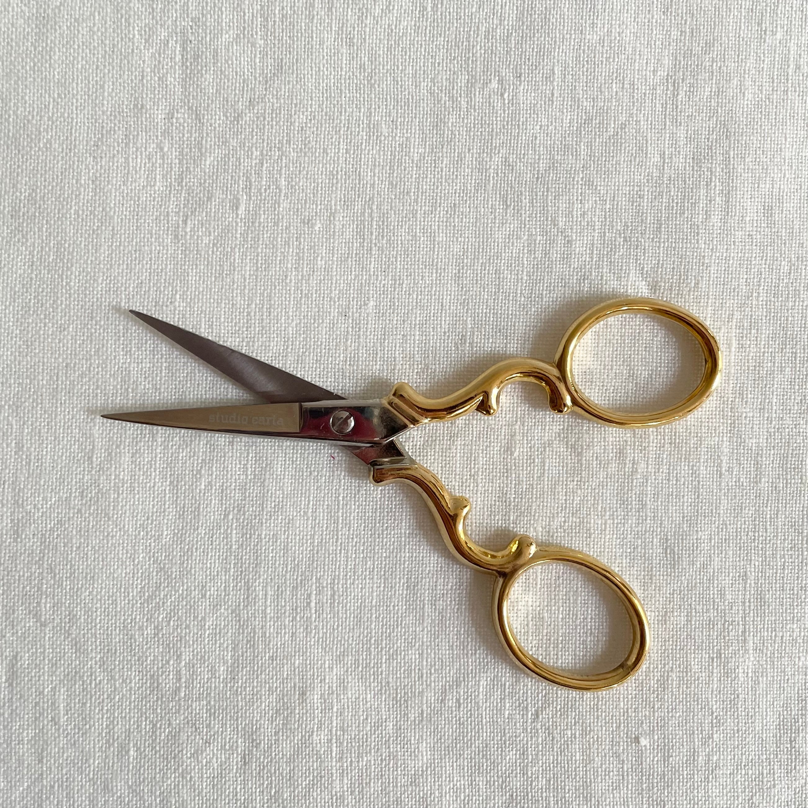 Studio Carta Onda Scissors