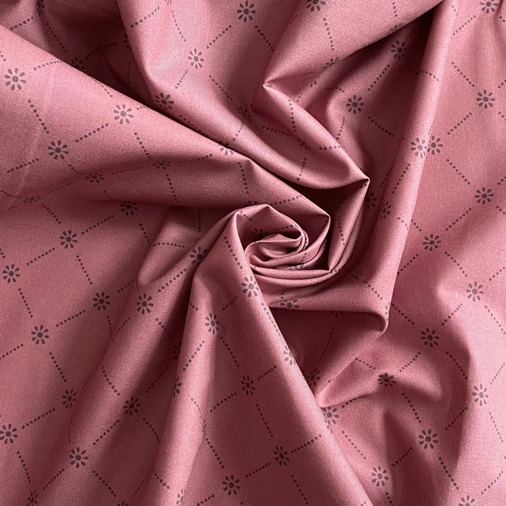 Cloud9 Organic Cotton : Cottage Blooms - Stripple Cocoa