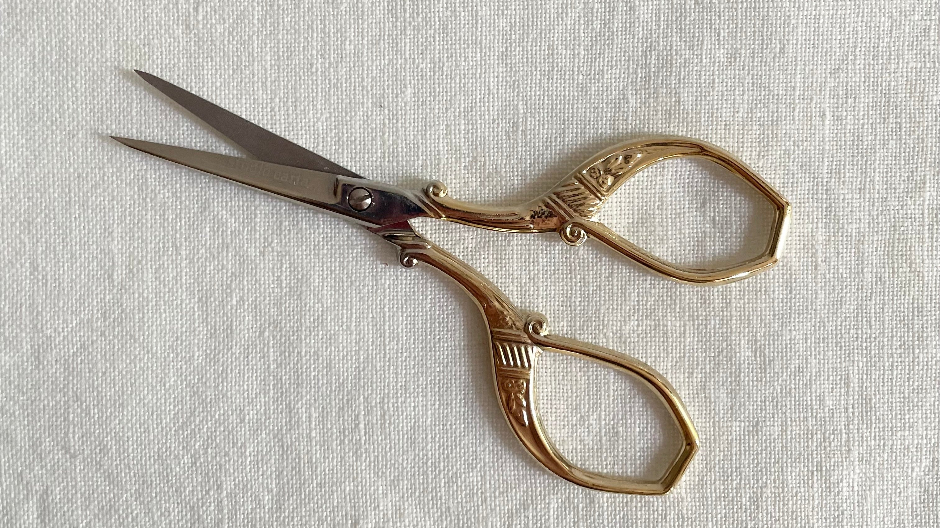 Studio Carta Florentine Scissors