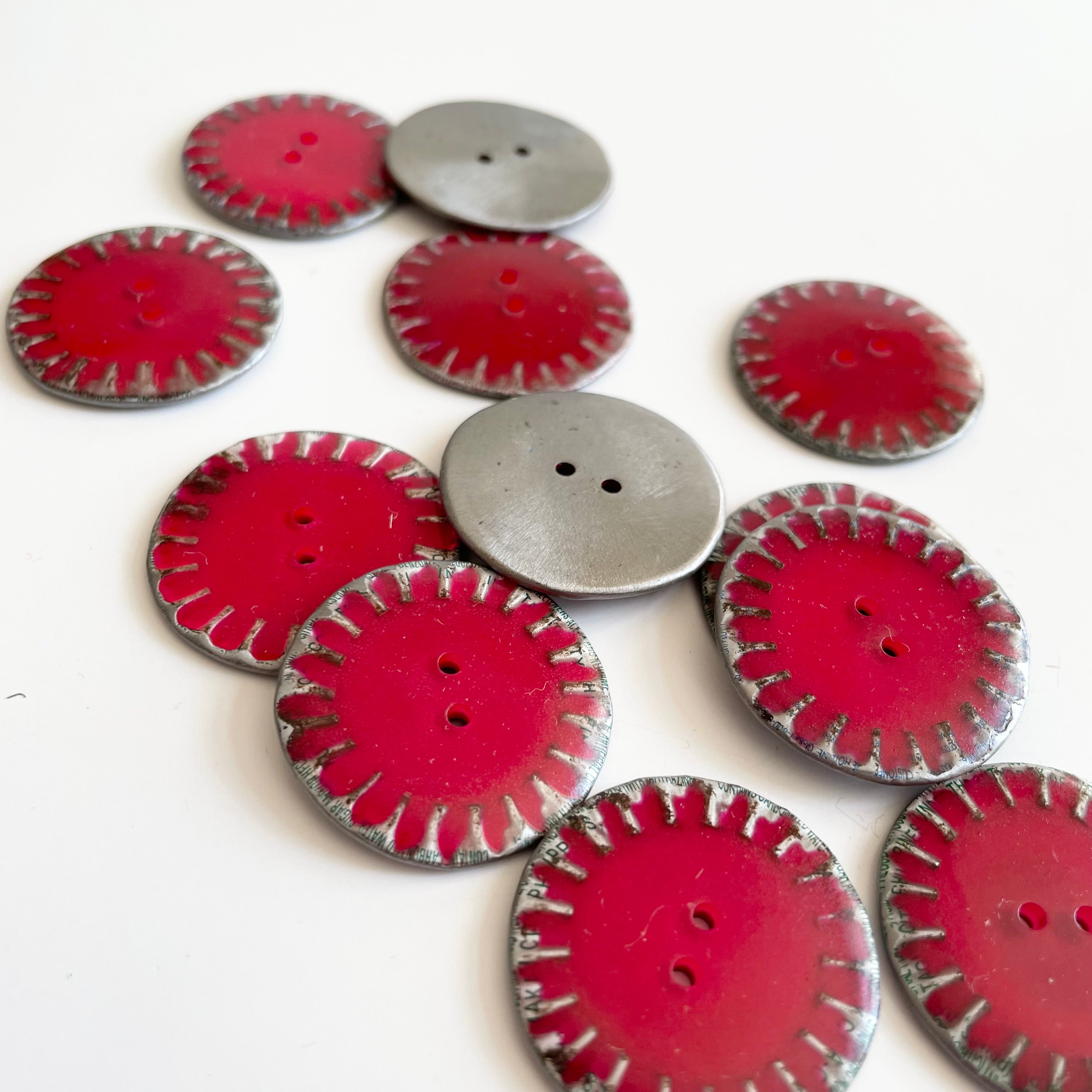 Recycled Bottle Cap Crown Button - Neon Red
