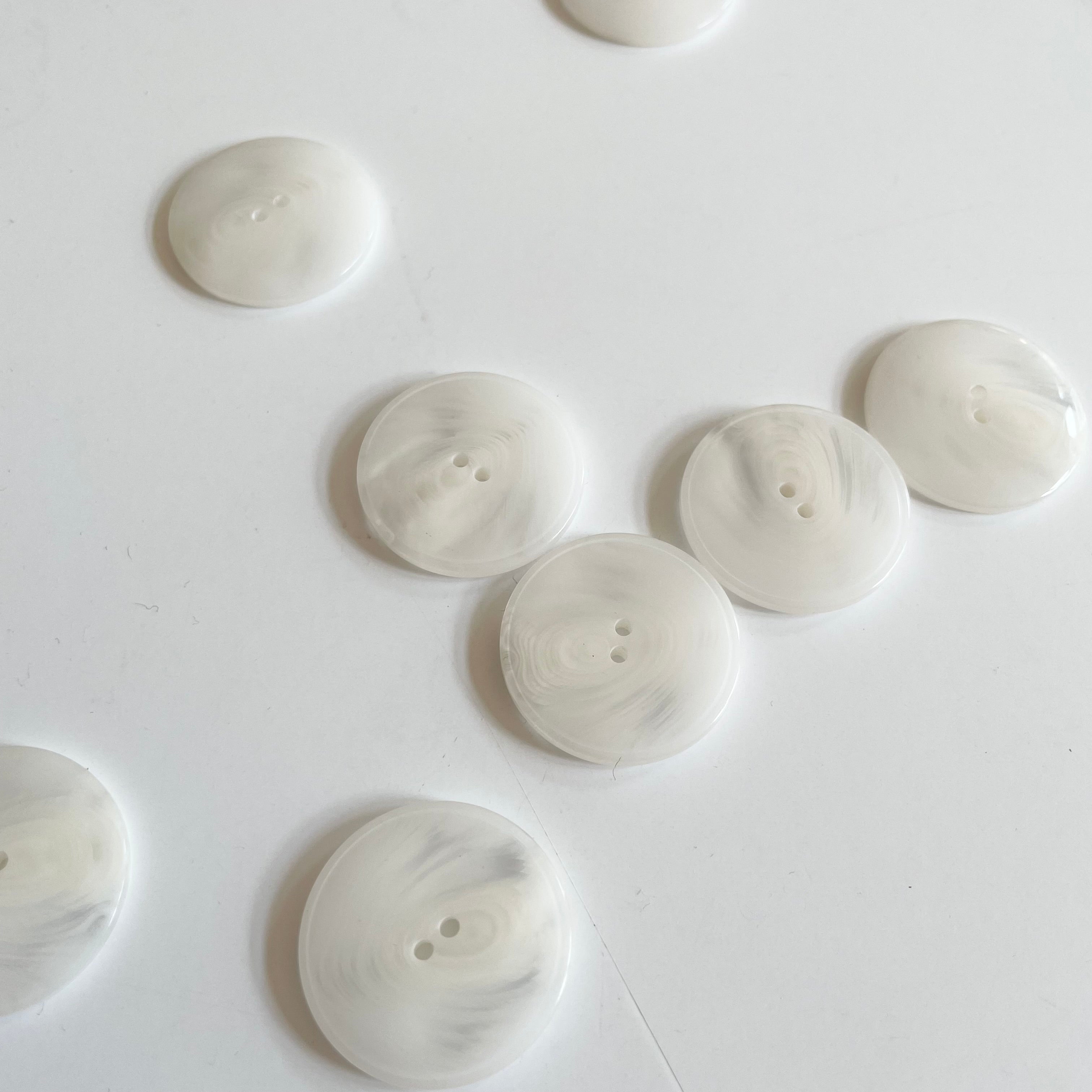 Swirly Plastic Button - White