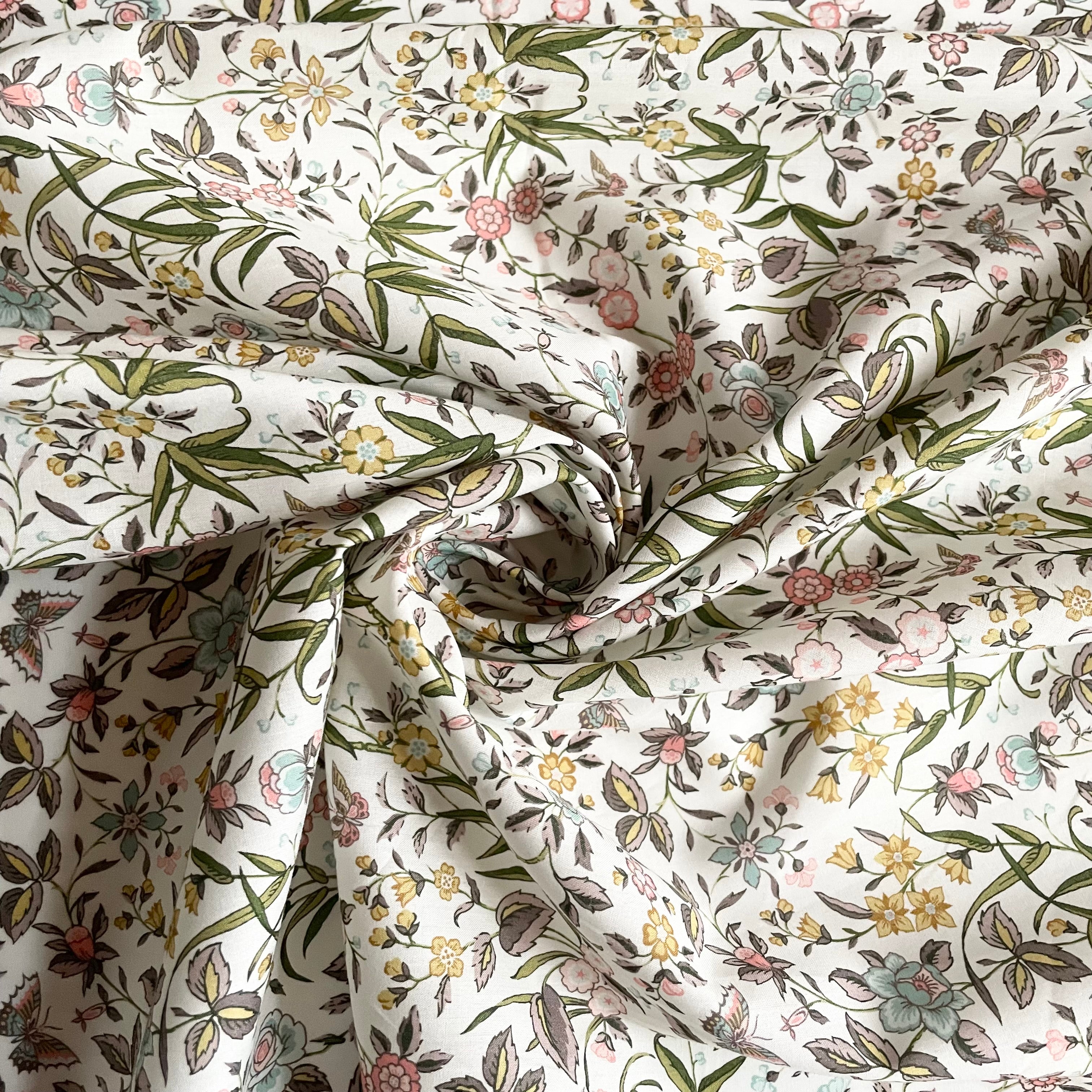 Liberty Fabrics Classic Tana Lawn : Tapestry A