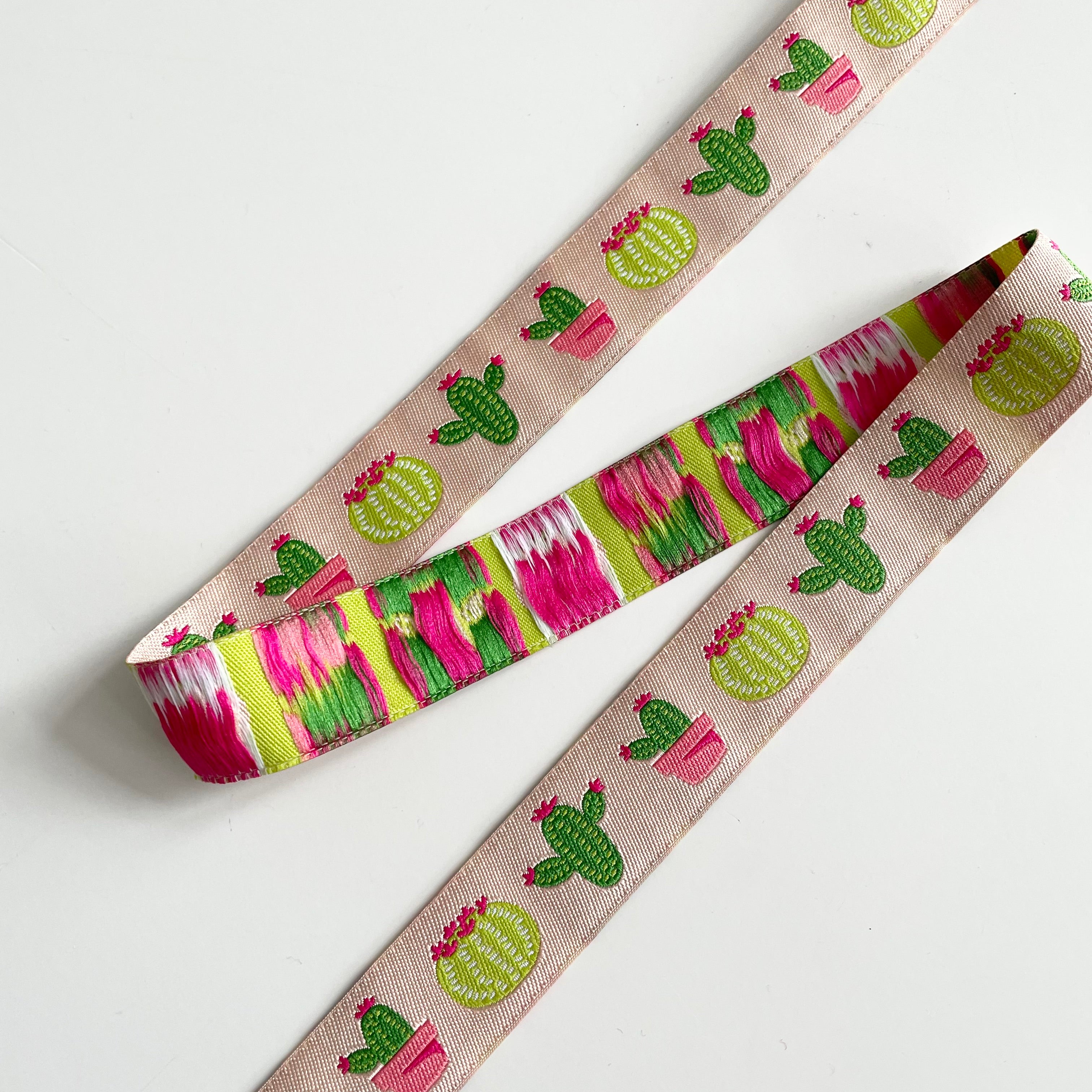 Jessica Jones Ribbon : Cactus on Pink