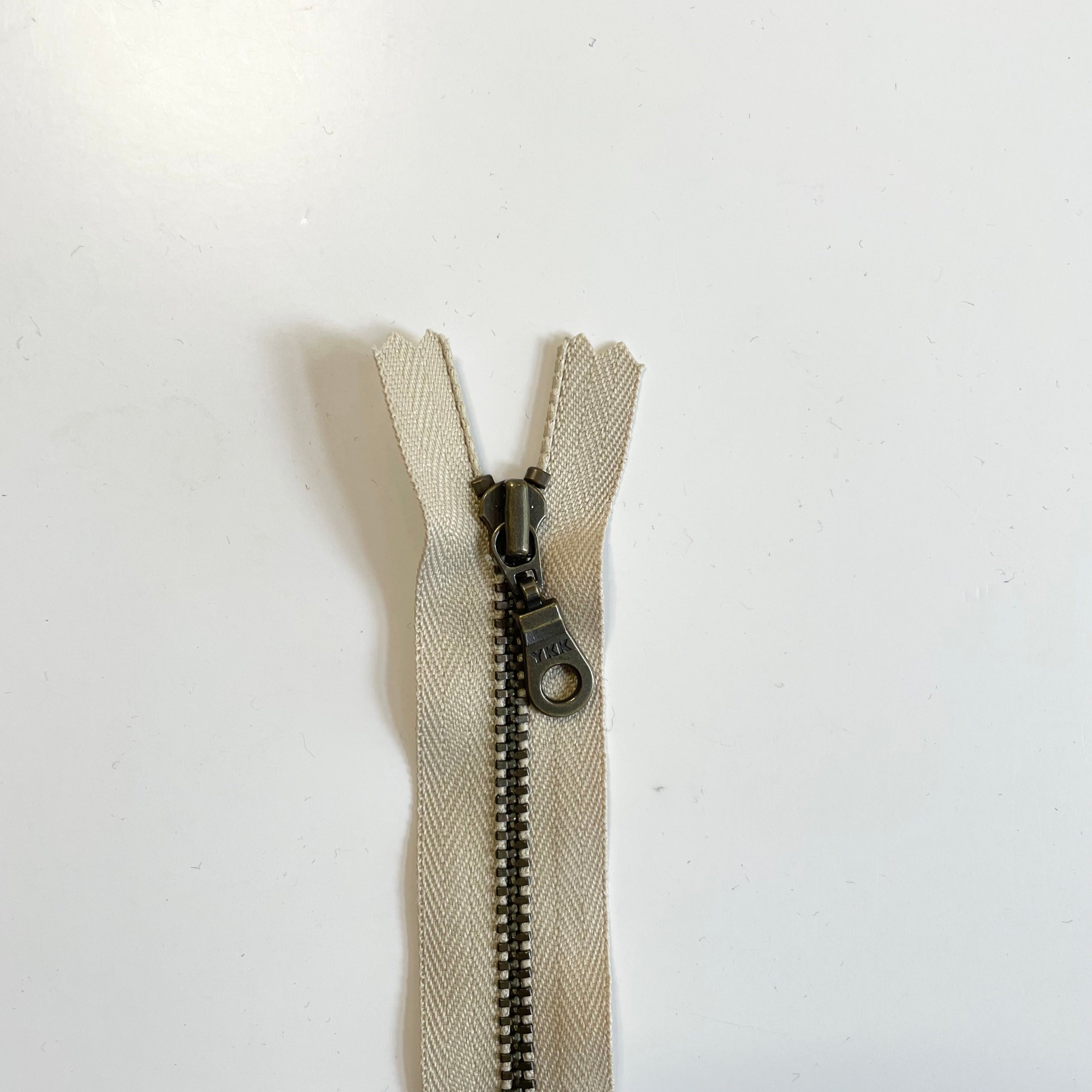 YKK Metal Donut-Pull Zipper - 4"