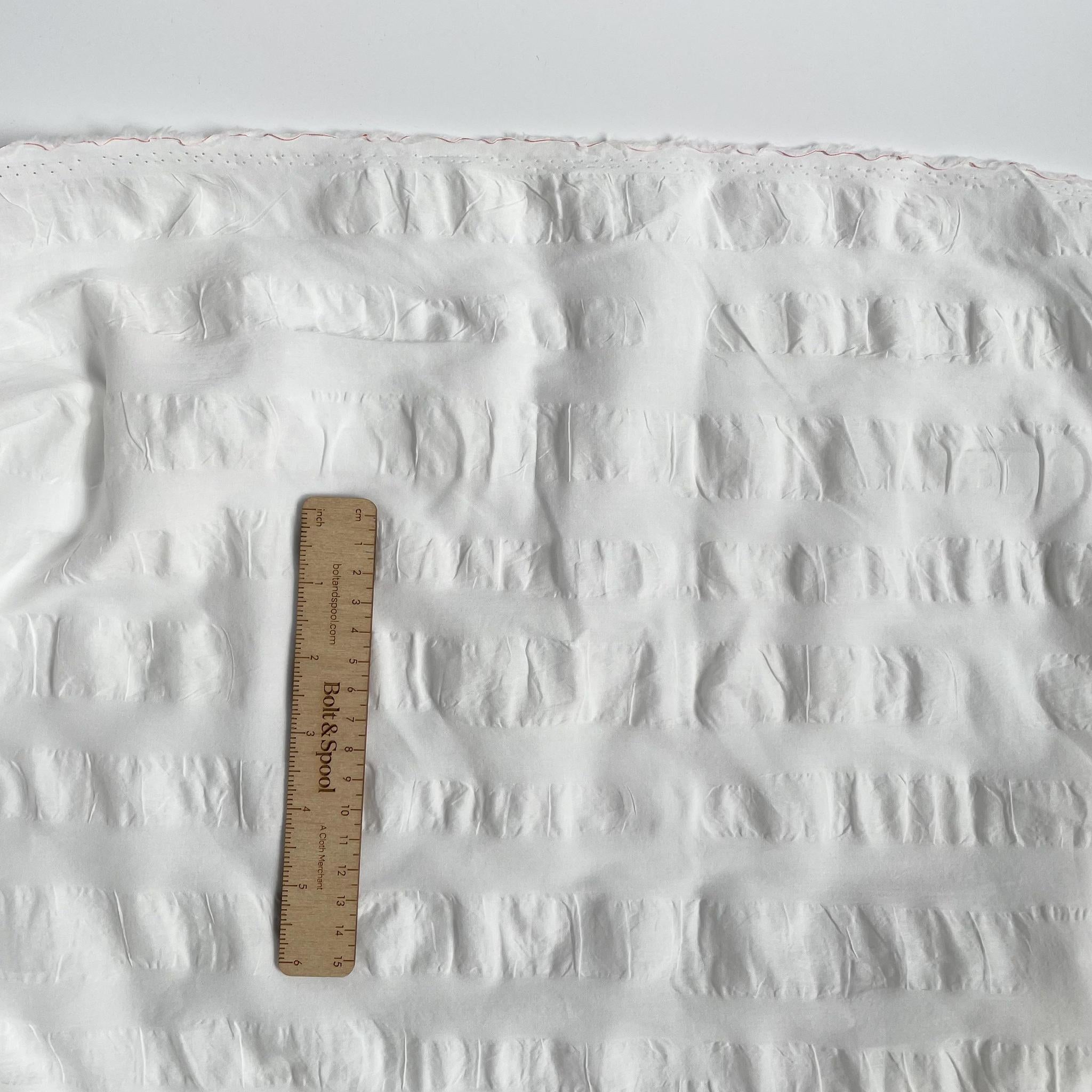 Kokka Cotton Lawn Salt Shrunk Seersucker - White Stripes