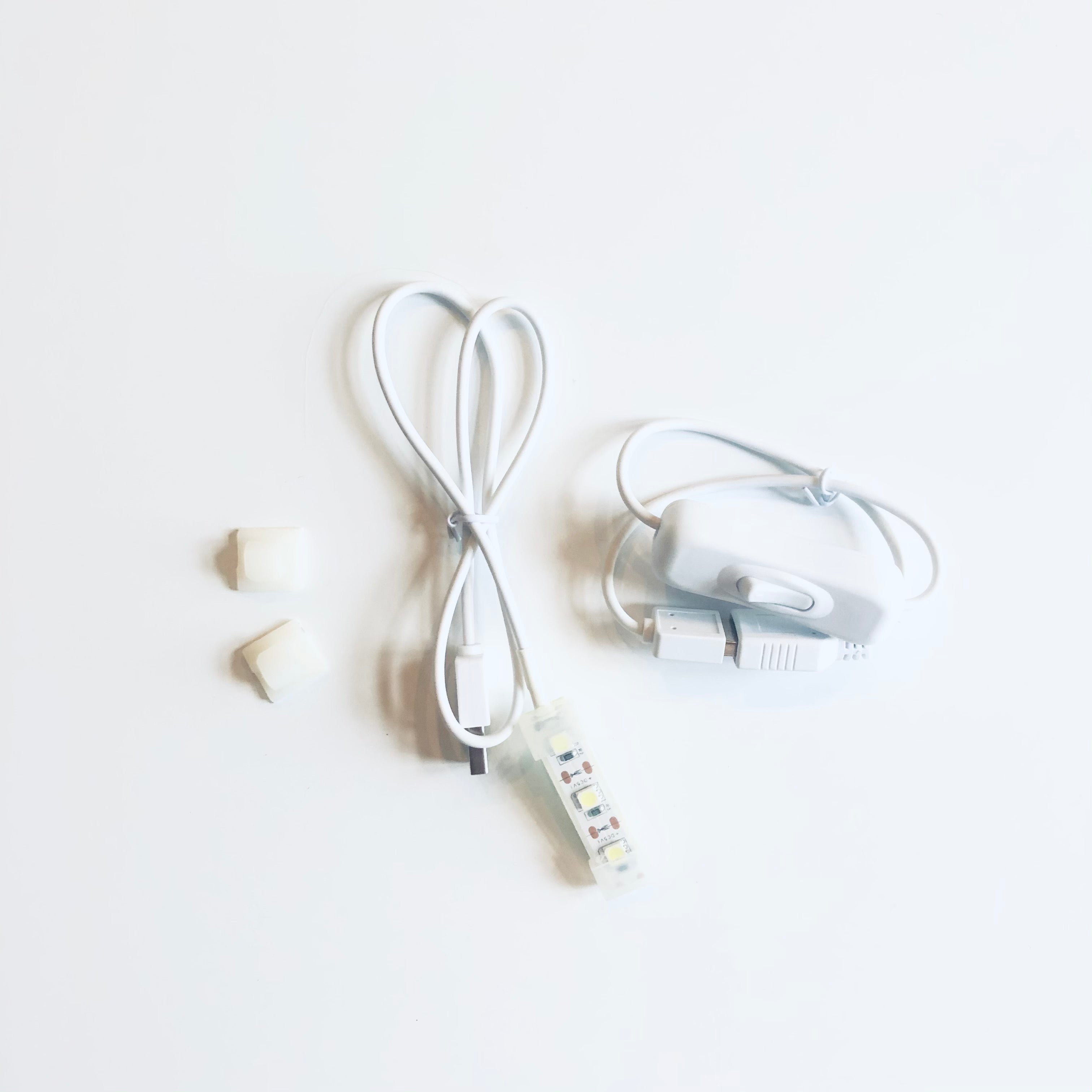 Ecoluxlighting 3 LED light for sewing