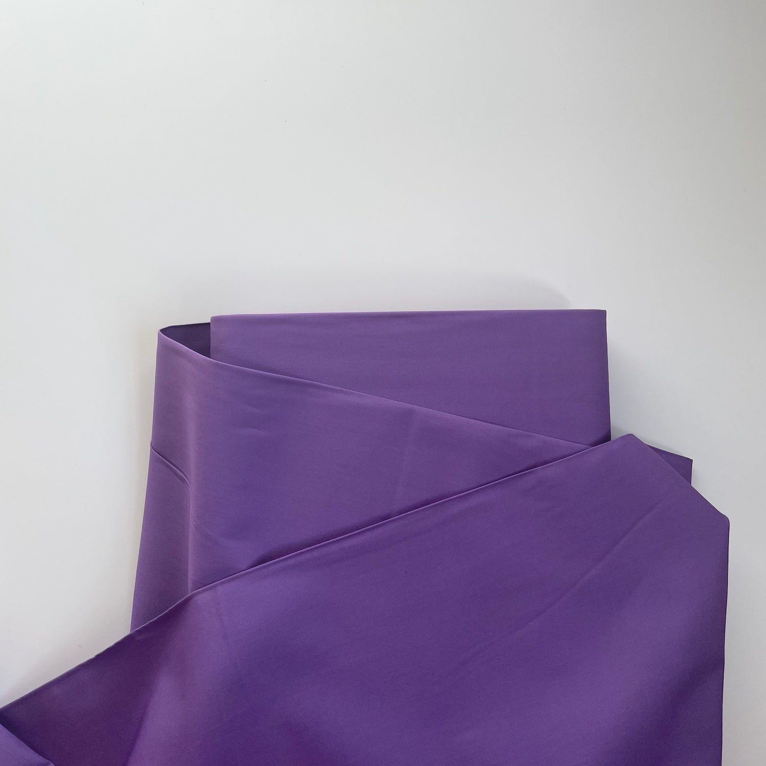 Art Gallery Fabrics : Decostitch - Shadow