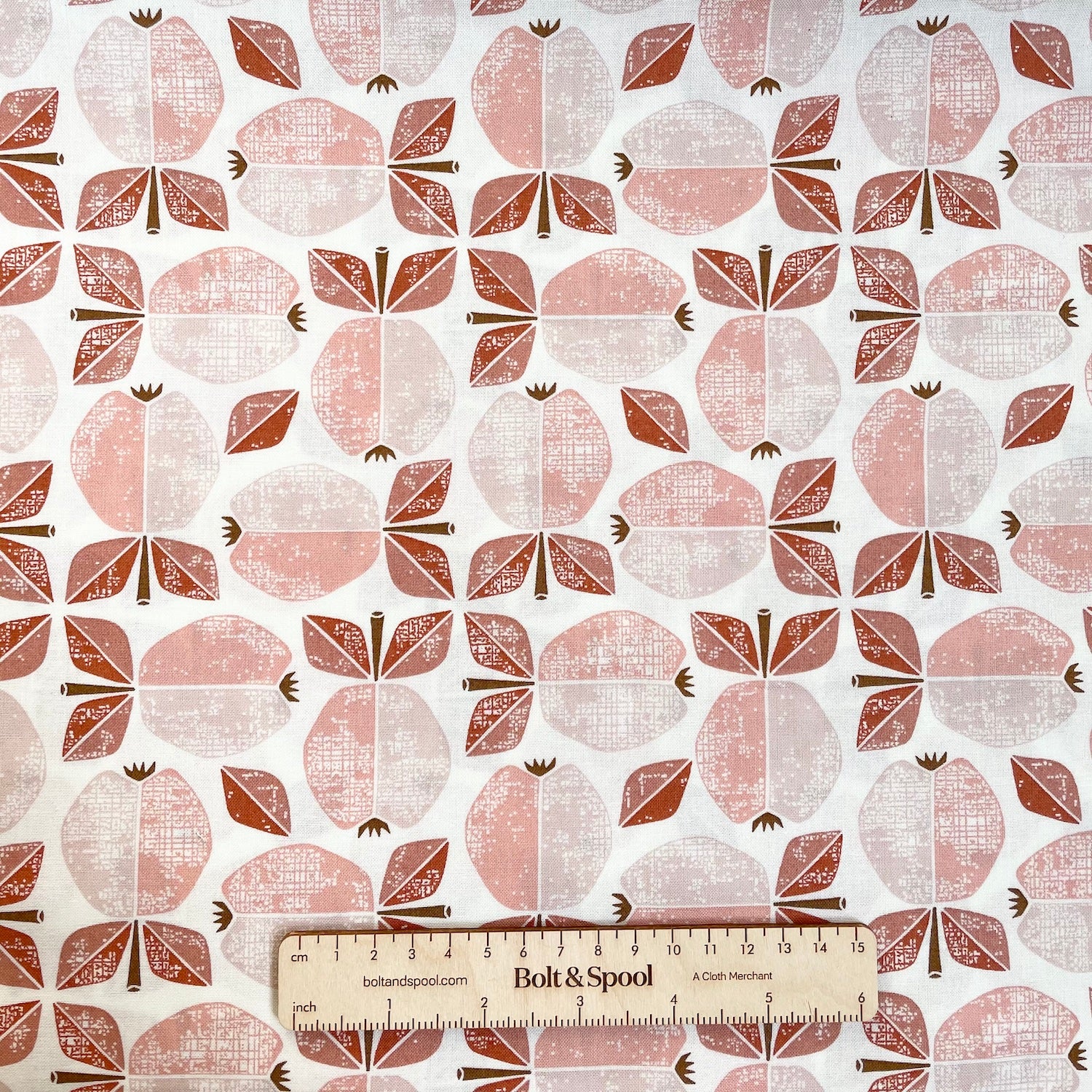 Cotton + Steel : Under the Apple Tree - Apple Red