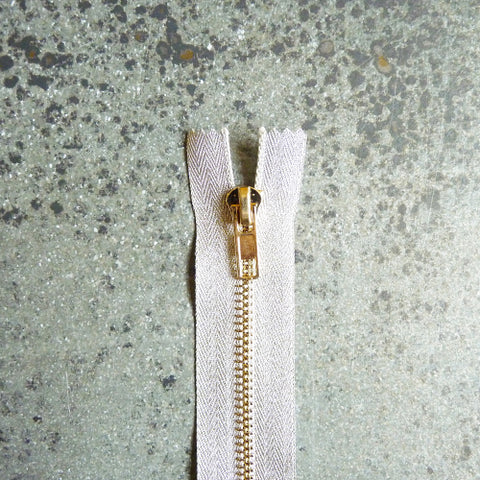 metallic silver zipper 15 cm 6 in
