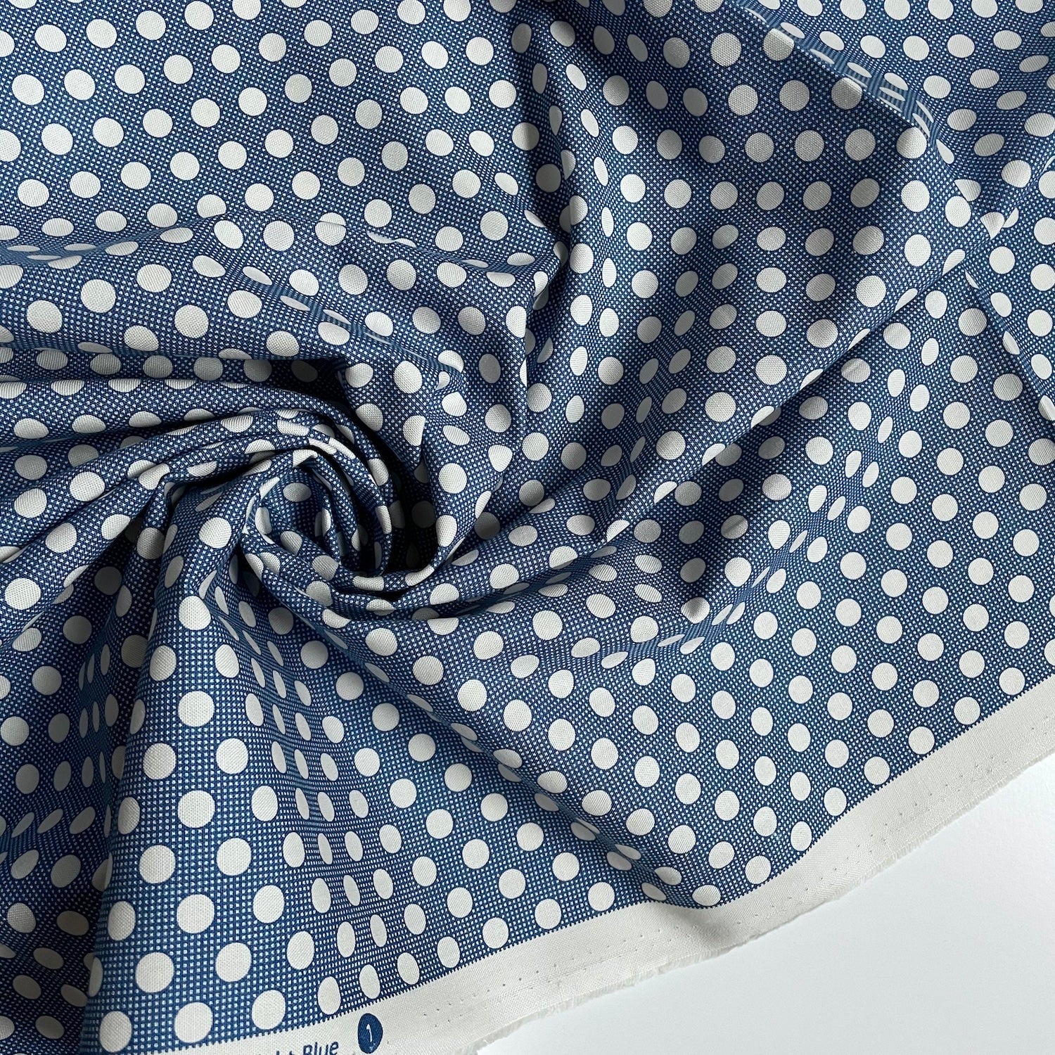 Tilda Fabrics : Medium Dots - Night Blue