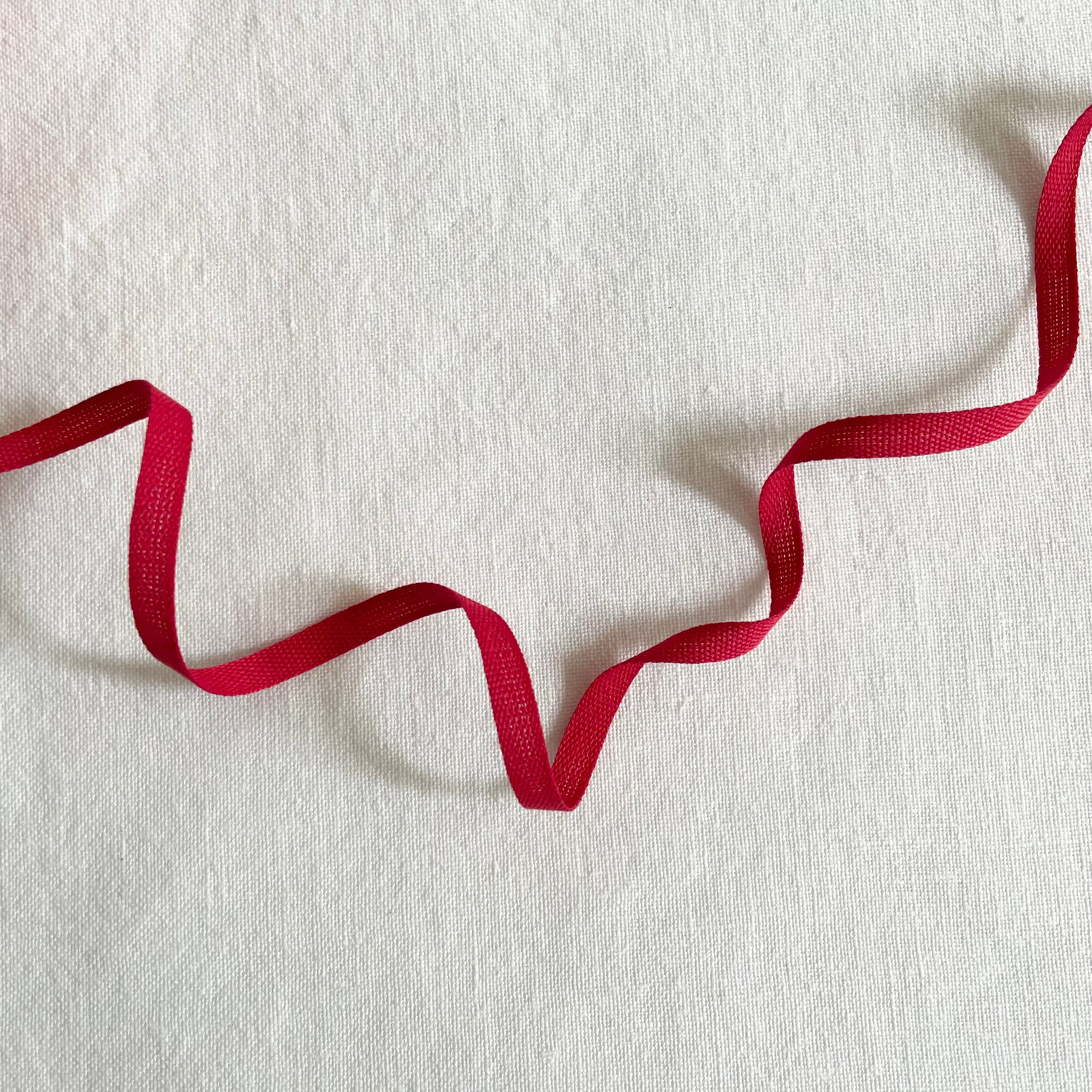 Studio Carta : Narrow Tight Weave Cotton Ribbon - Red