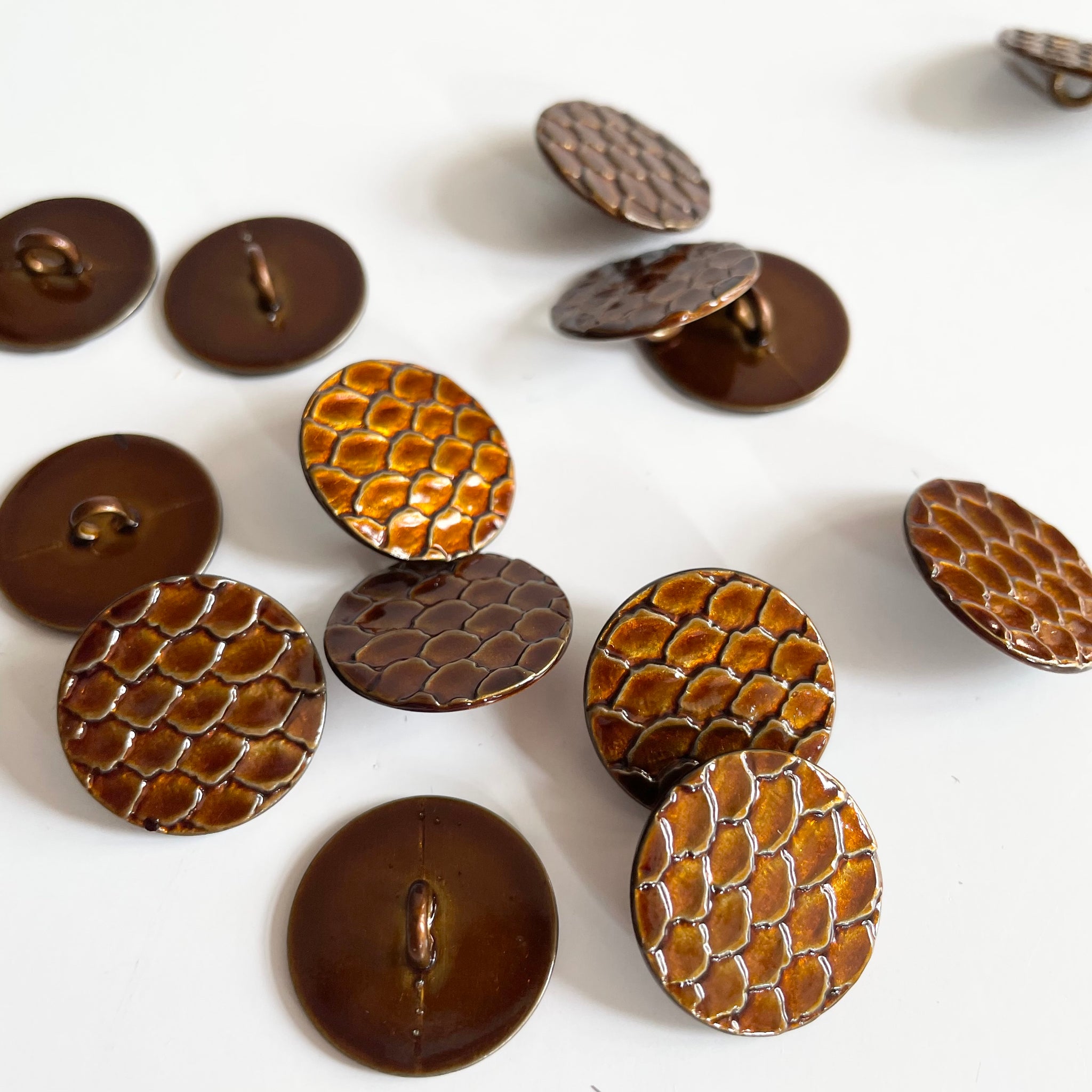 Enameled Snakeskin Metal Shank Button - Caramel
