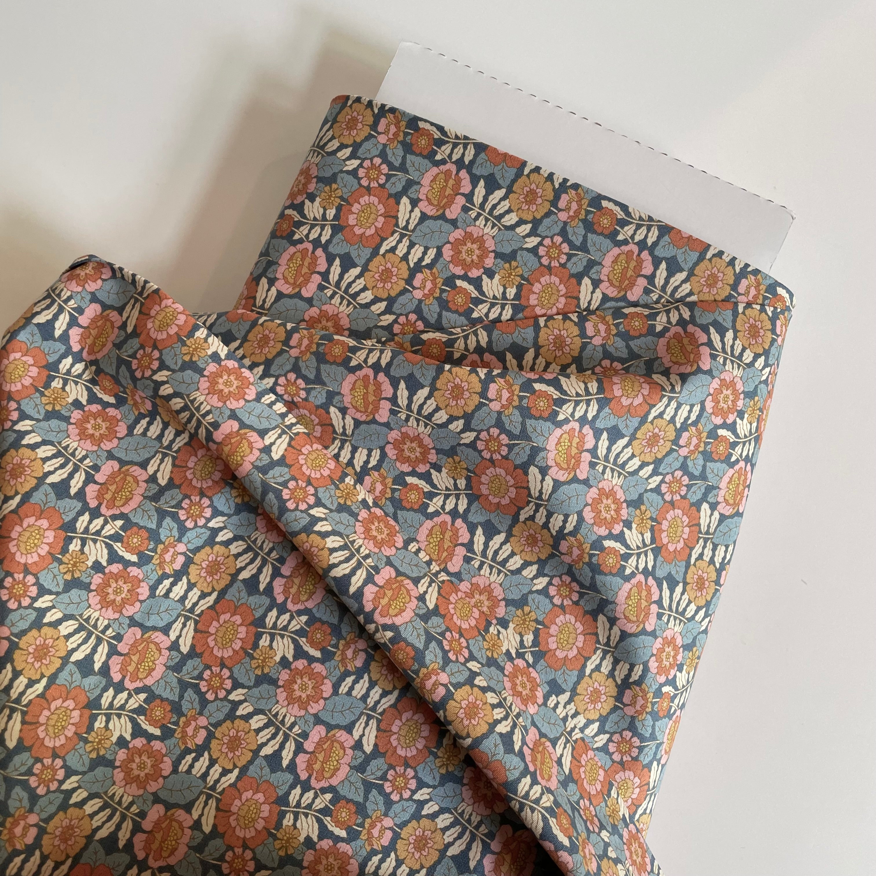 Tilda Fabrics : Wallflower - Beverly Blue
