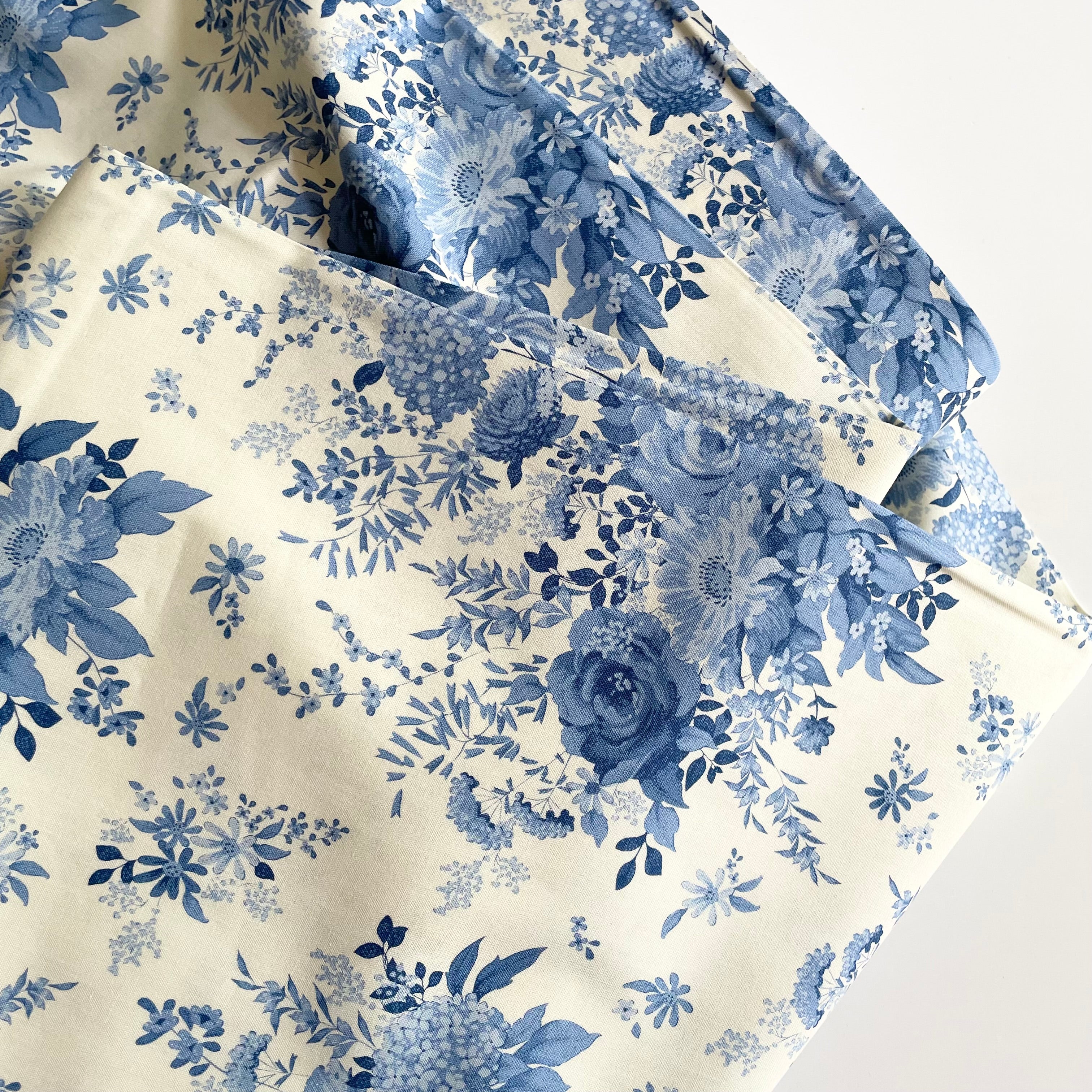 Tilda Fabrics : Something Blue - Wildgarden Blue