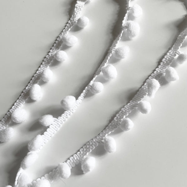 Pom Pom Fringe - White