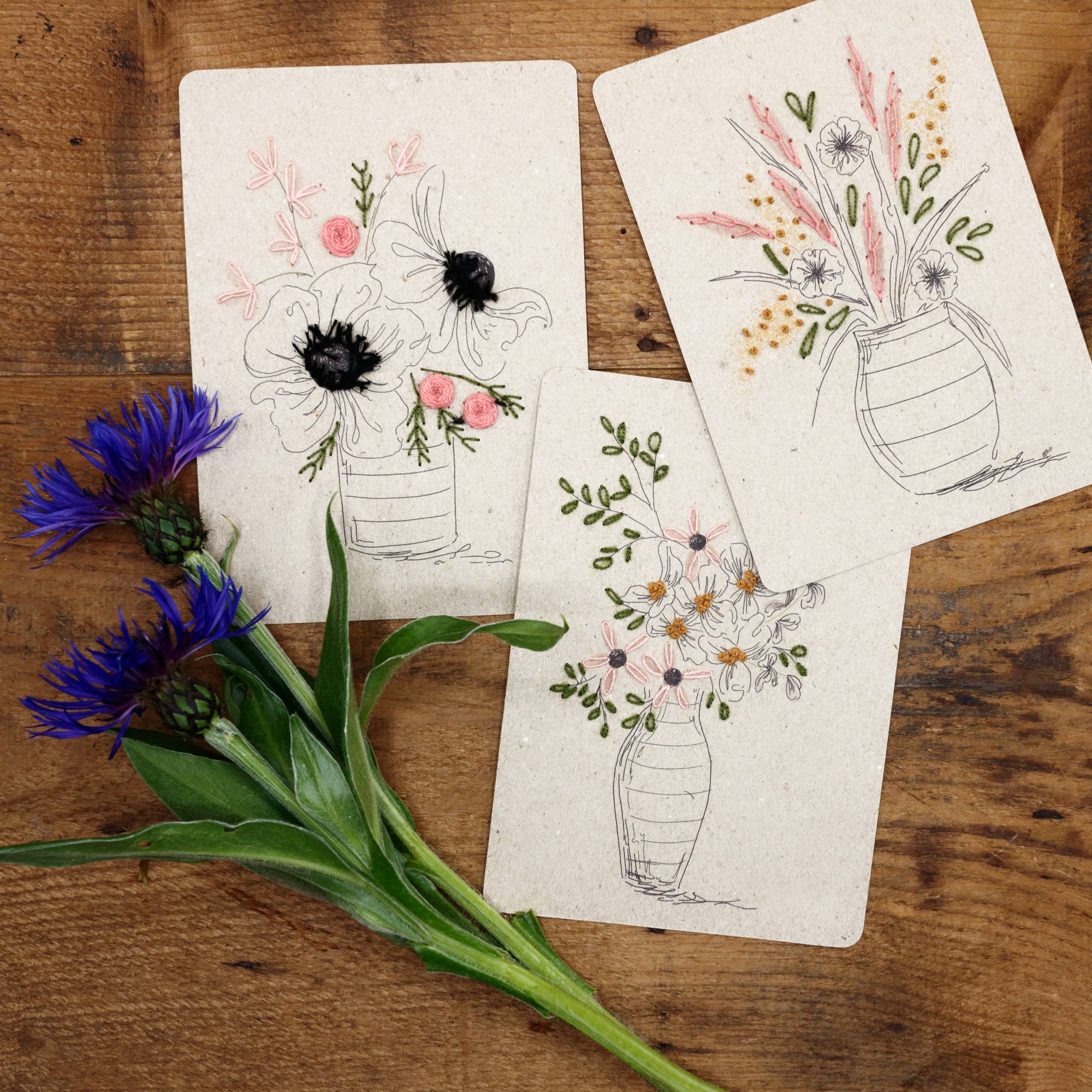 Rue de Pleine Lune :  Striped Bouquets Embroidery Card Set