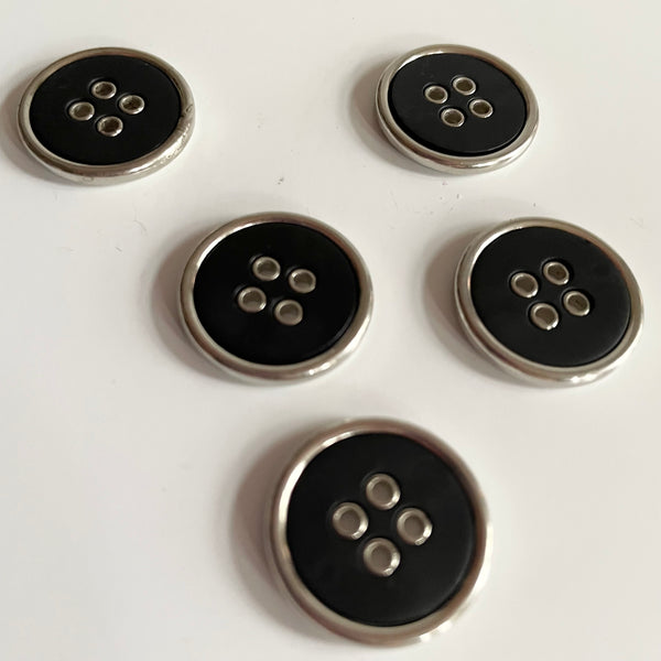 Metal / Plastic Four-Hole Button