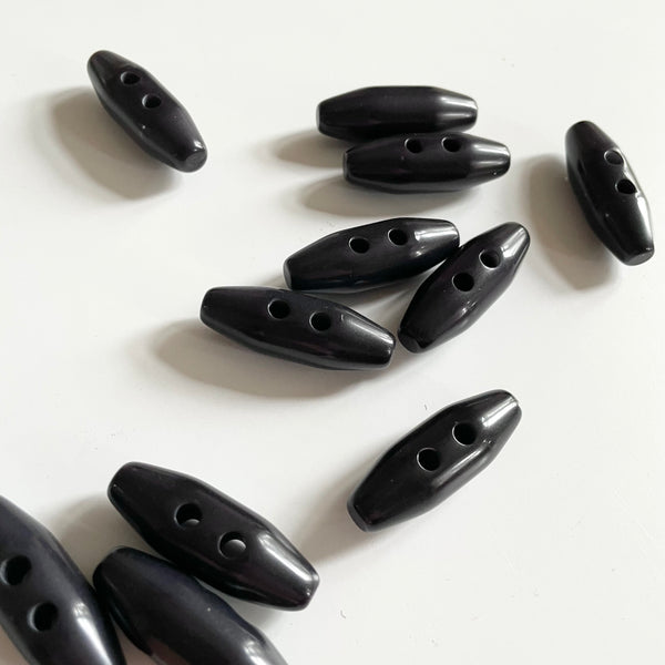 Plastic Toggle - Navy