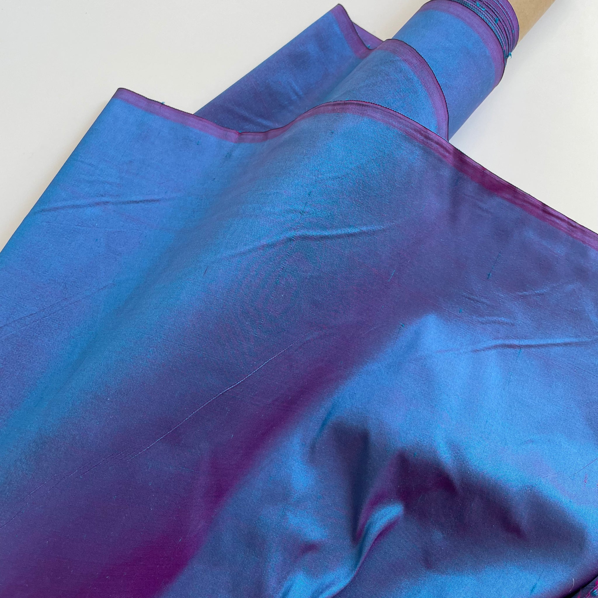 Silk Dupioni - Blue Sapphire iriedescent purple