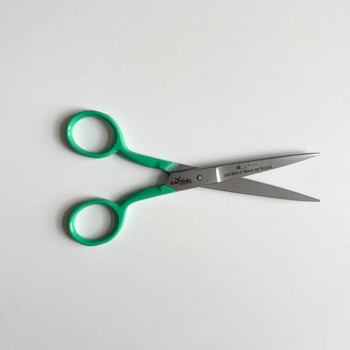 Honey Bee 5" Scissors