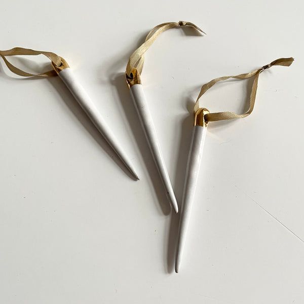 Armour Mercantile : Ceramic Sewing Needle Ornament