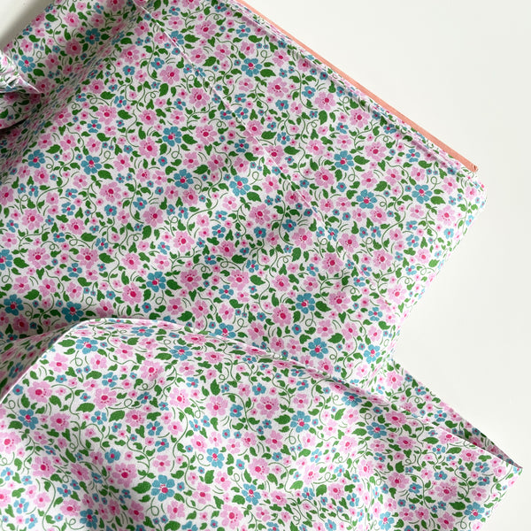 Felicity Fabrics : Wild & Free - Ditsy Floral quilting cotton