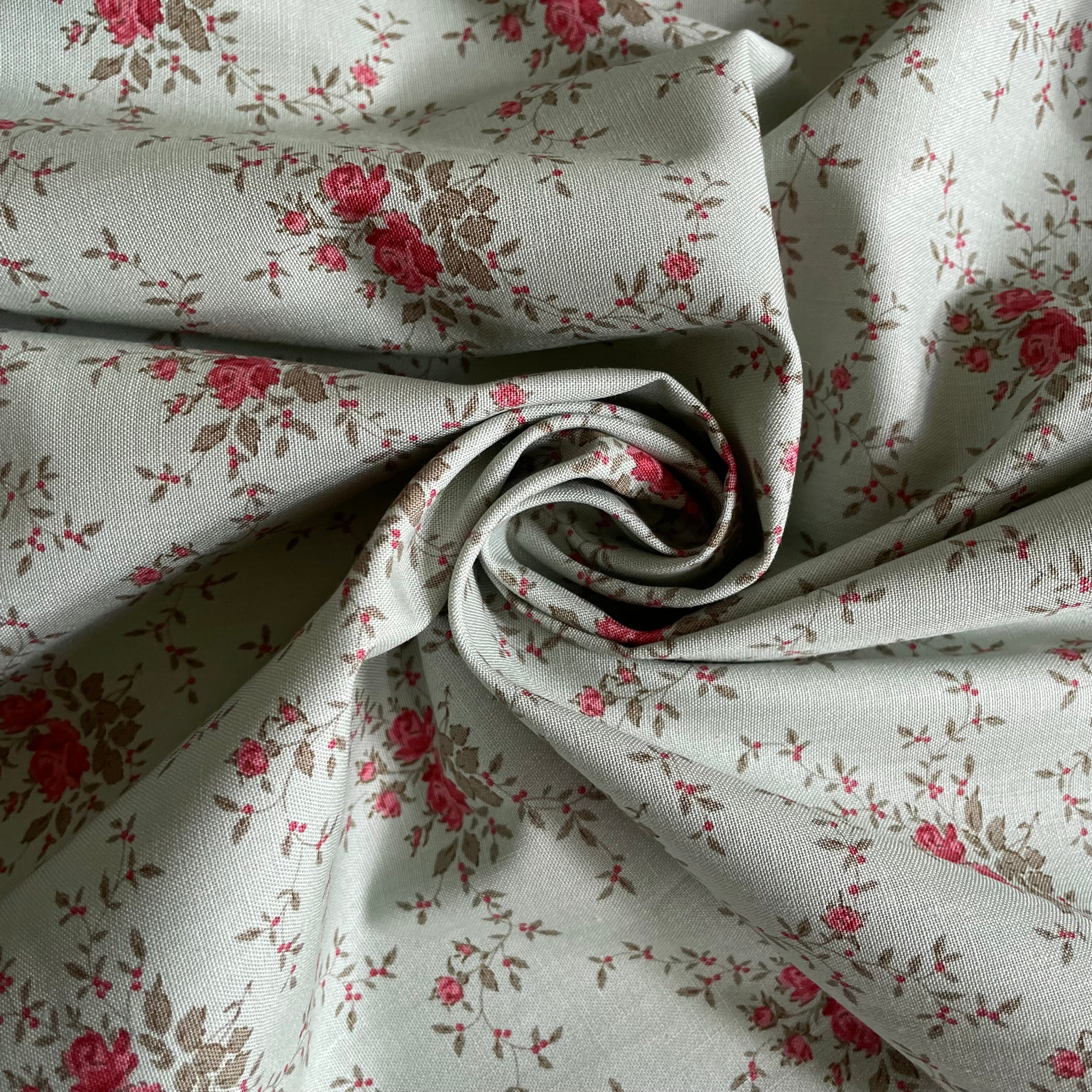 Tilda Fabrics : Merry Little Christmas - Noel Mist quilting cotton