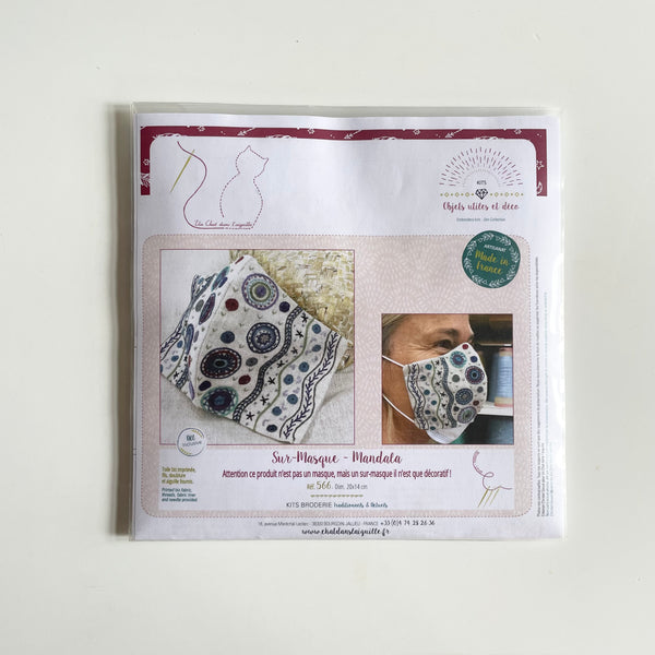 Un Chat Embroidery Kit : Mandala Mask