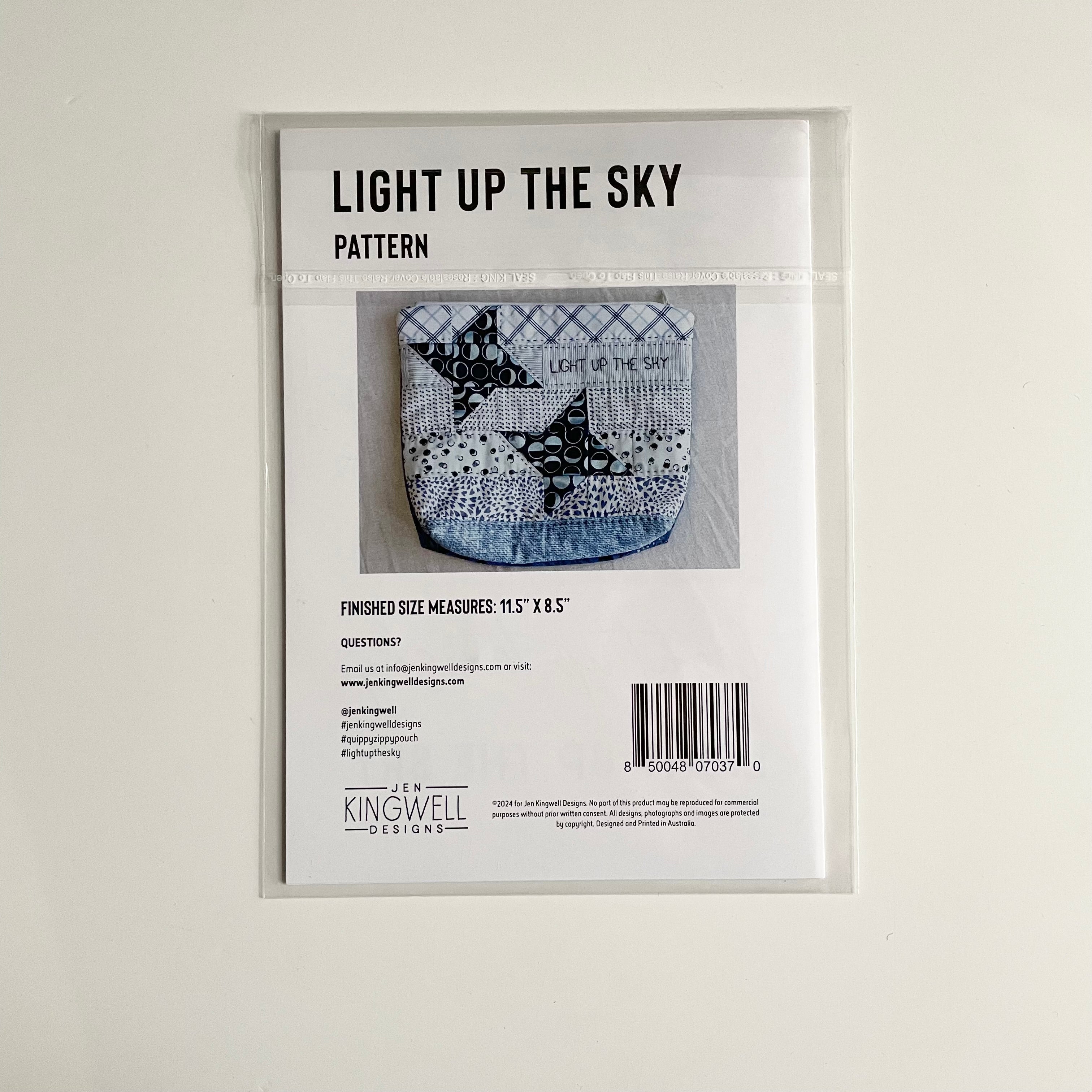 Jen Kingwell : Quippy Zippy Pouch - Light Up the Sky