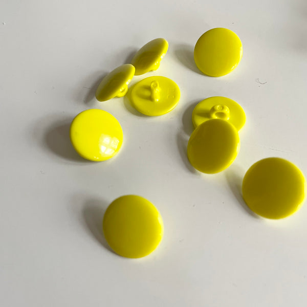 Plastic Domed Shank Buttons