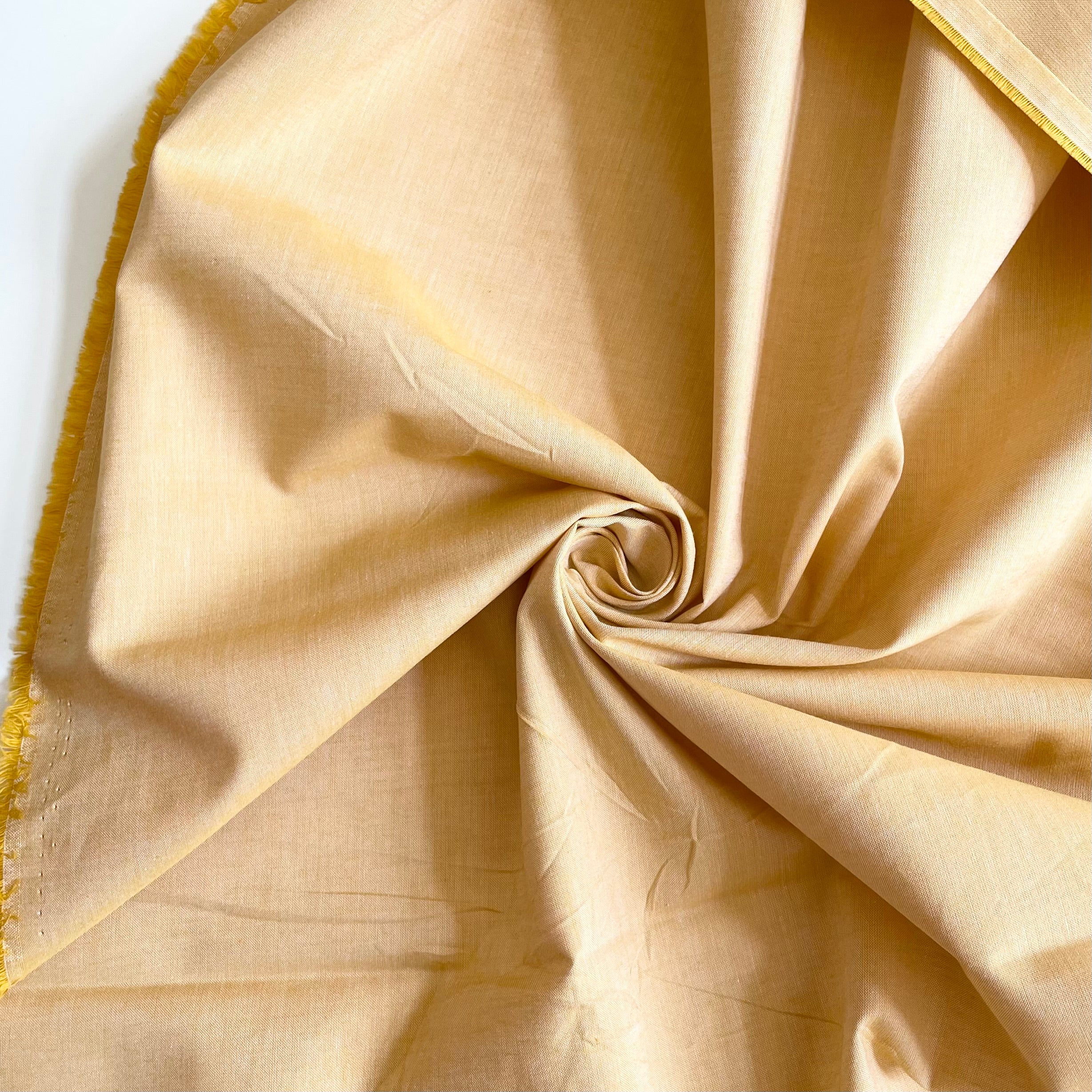 Tilda Fabrics : Chambray Warm Yellow