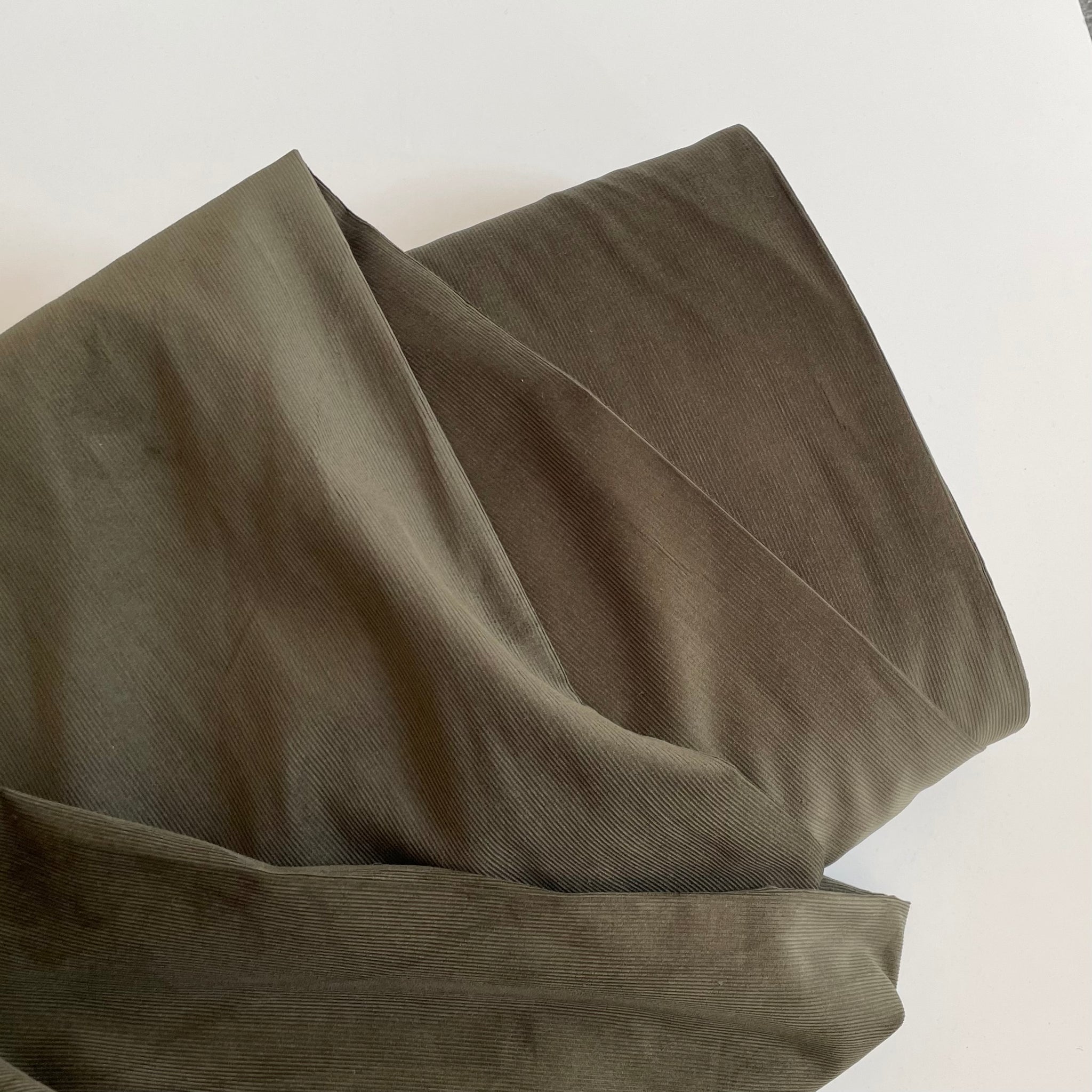 Featherwale 21 Corduroy - Olive Green