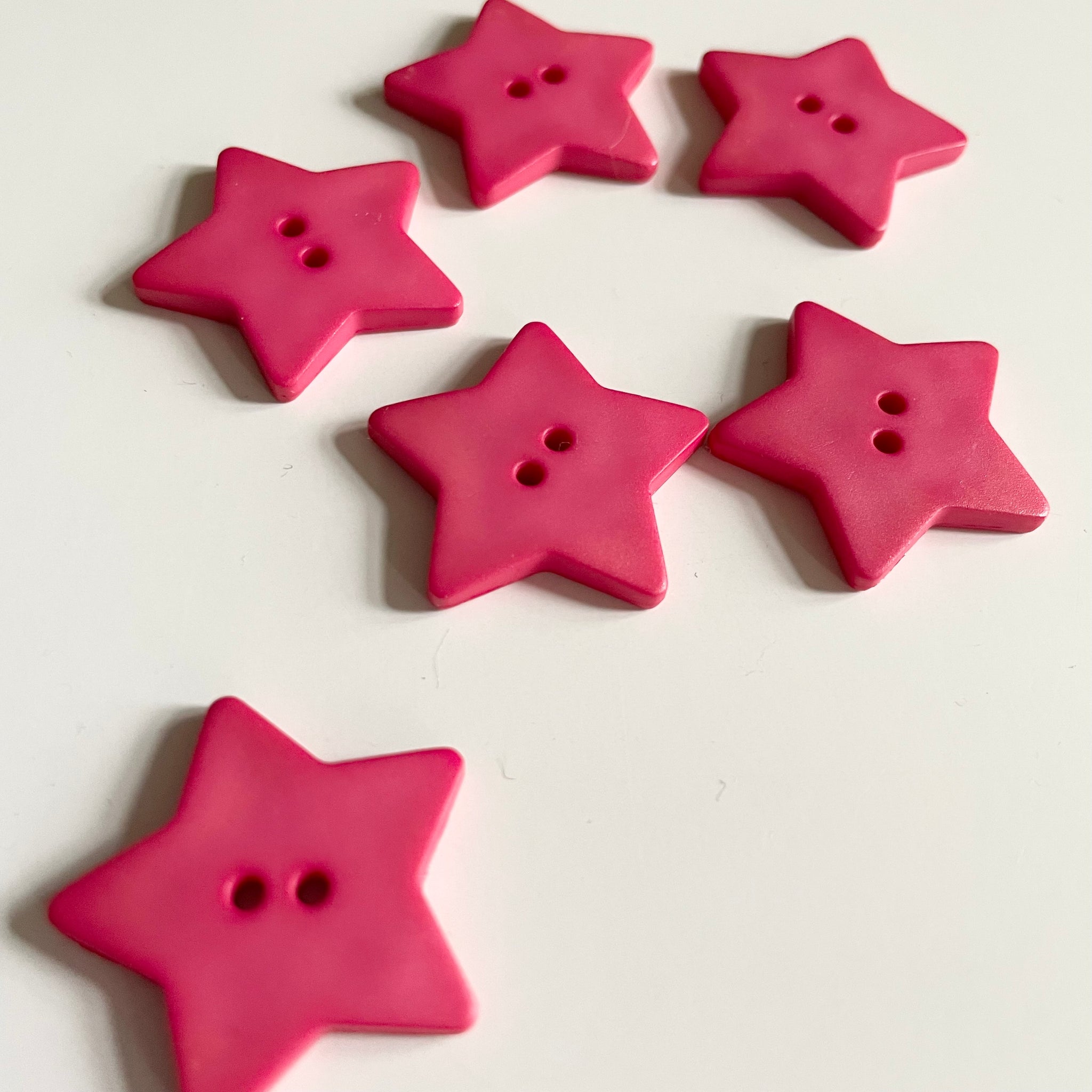 Plastic Two-Hole Star Button - Red