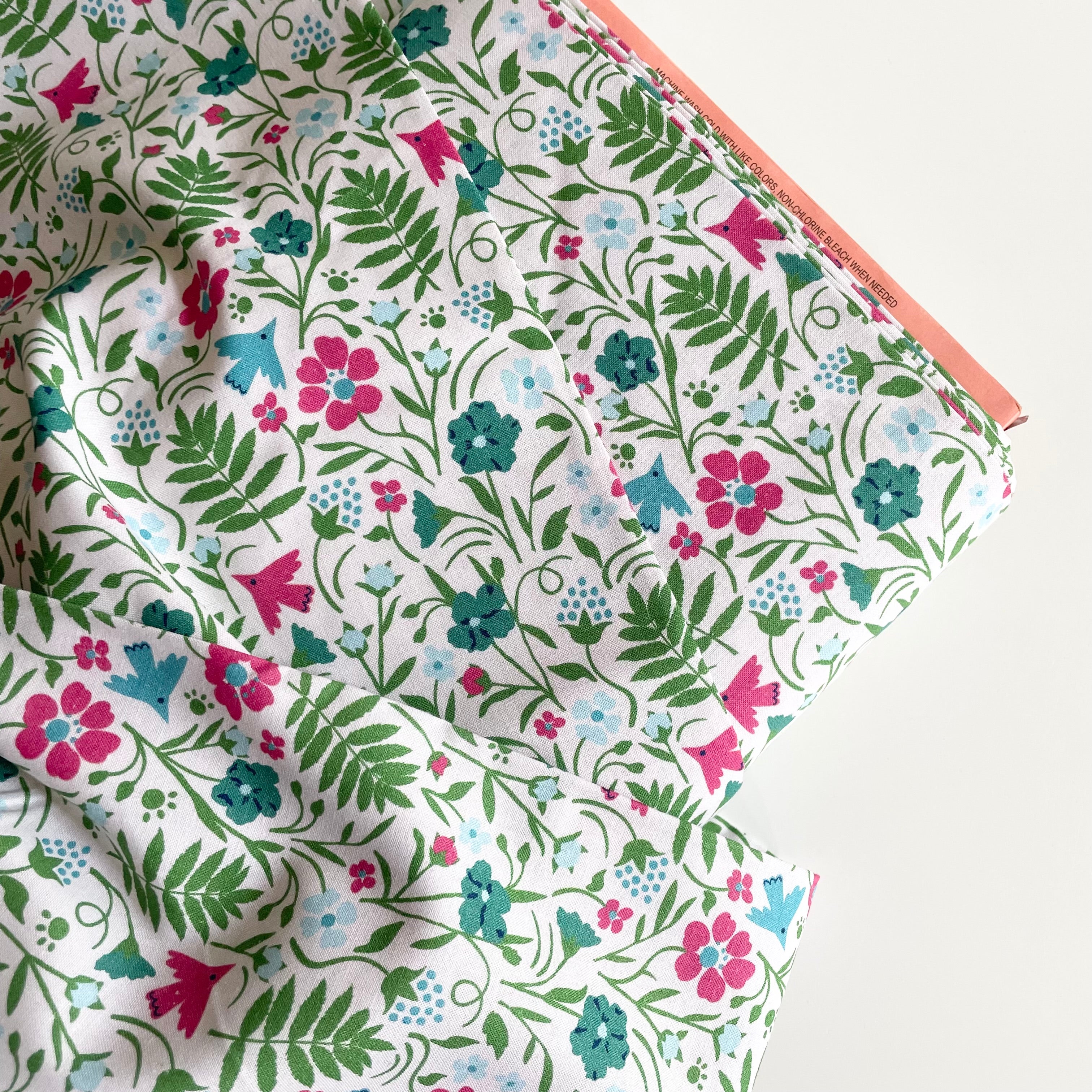 Felicity Fabrics : Wild & Free - Wild and Free floral quilting cotton