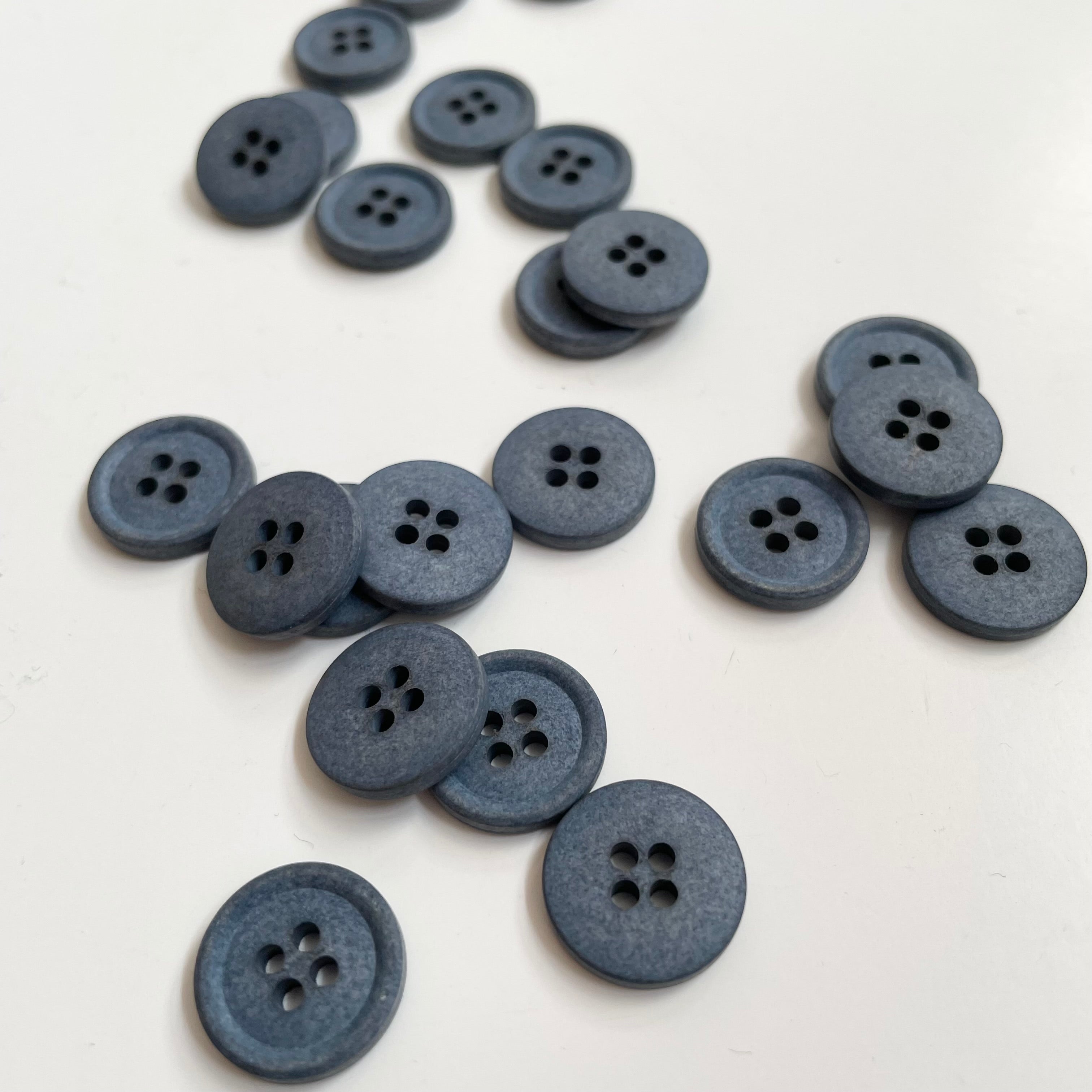 Merchant & Mills Cotton Buttons - Stormy Sky
