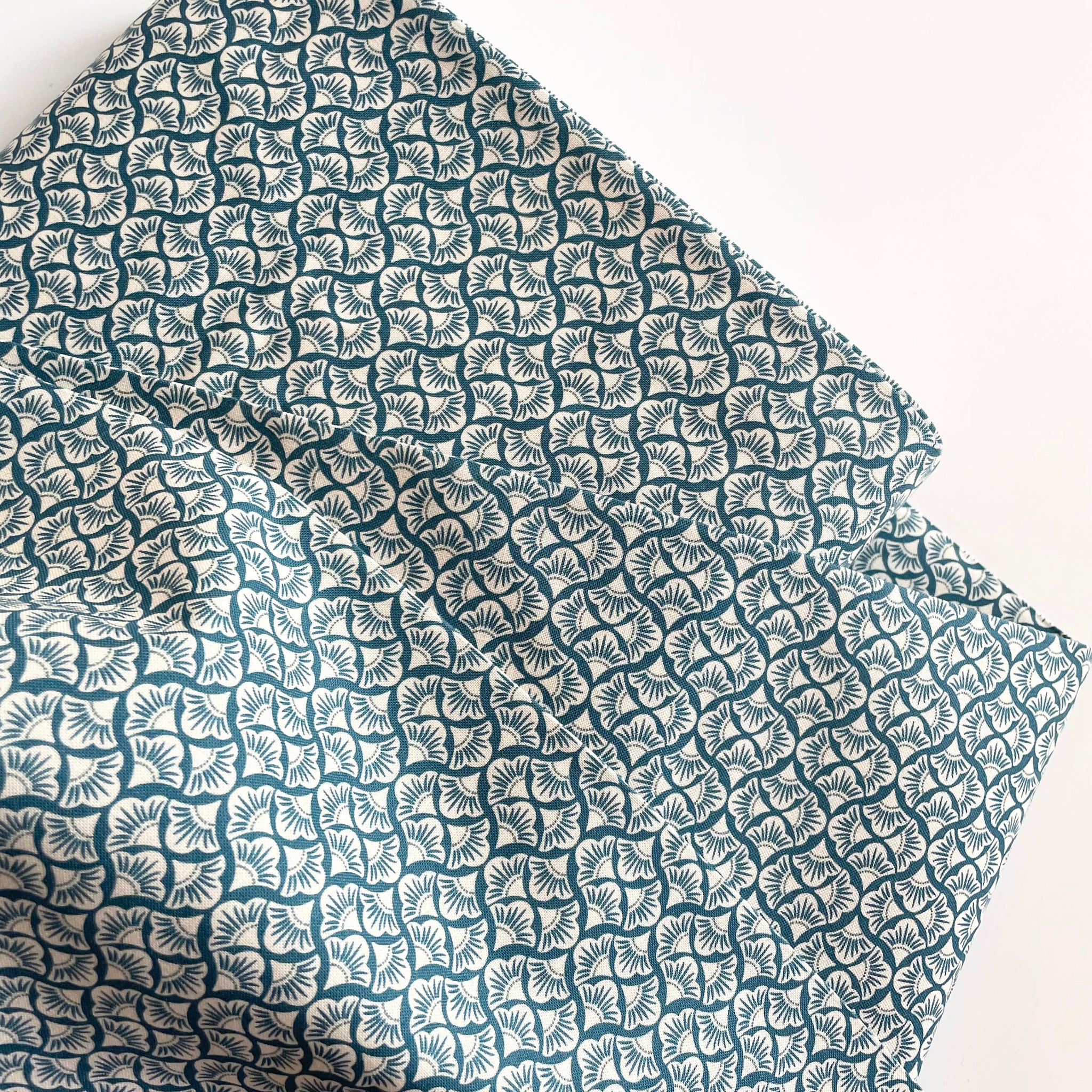 Cloud9 Organic Cotton : Summer Garden - Petal Reverie Blue