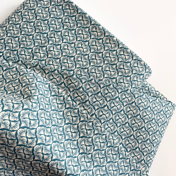 Cloud9 Organic Cotton : Summer Garden - Petal Reverie Blue