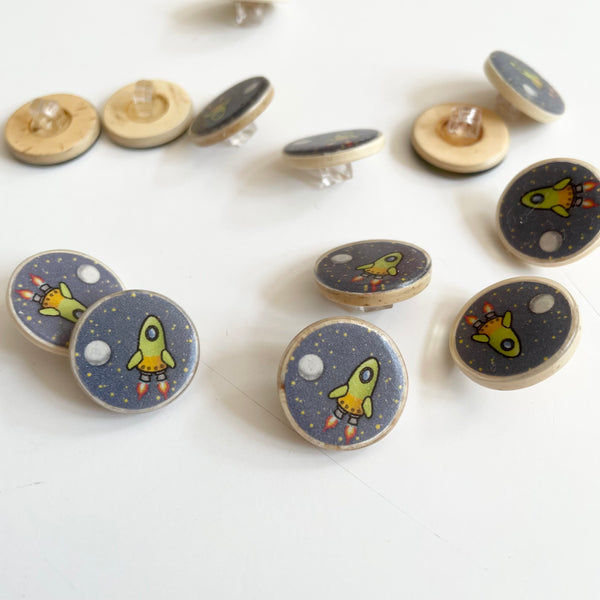 Coconut Resin Button - Little Rocket