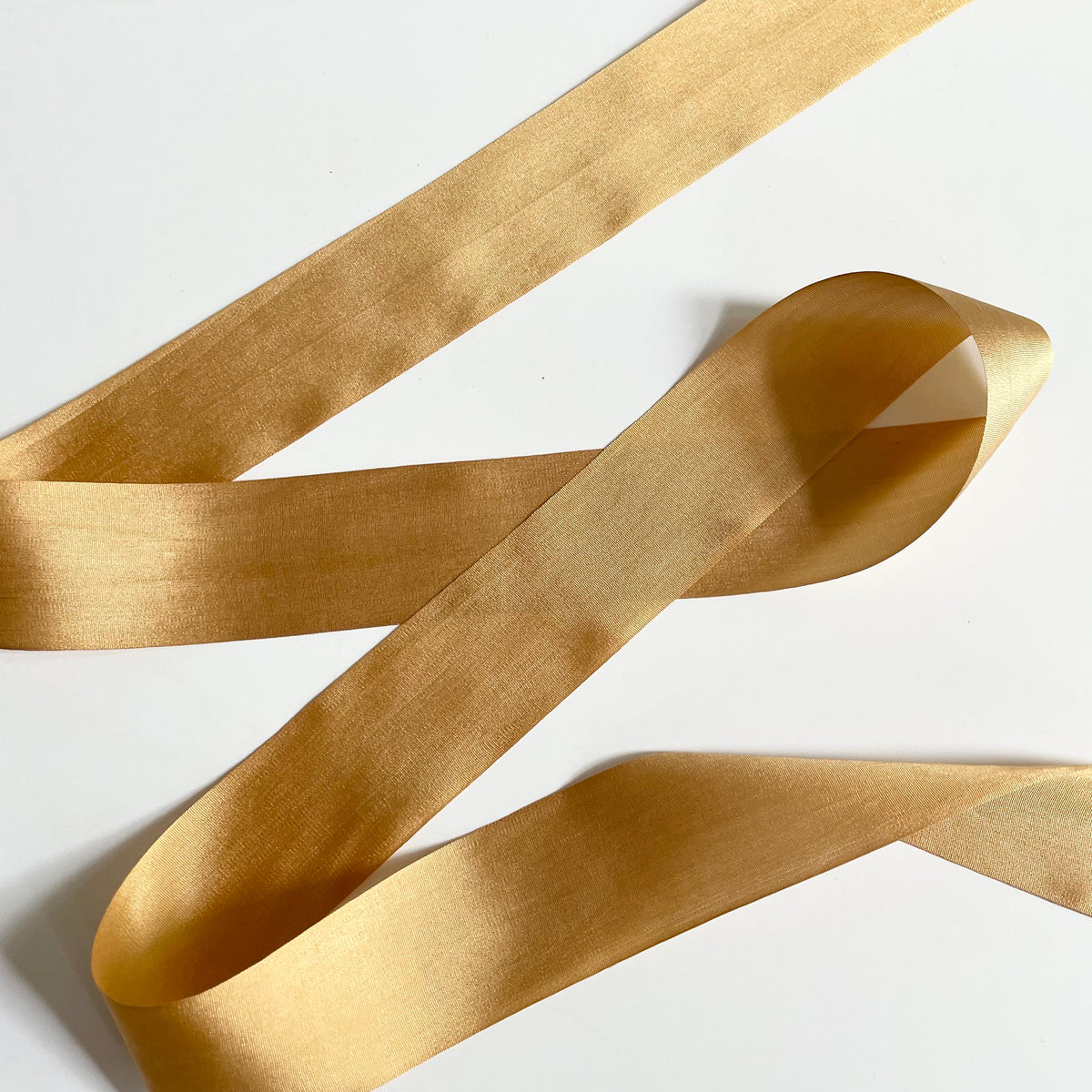 May Arts Silk Ribbon - Pale Gold 1.25"