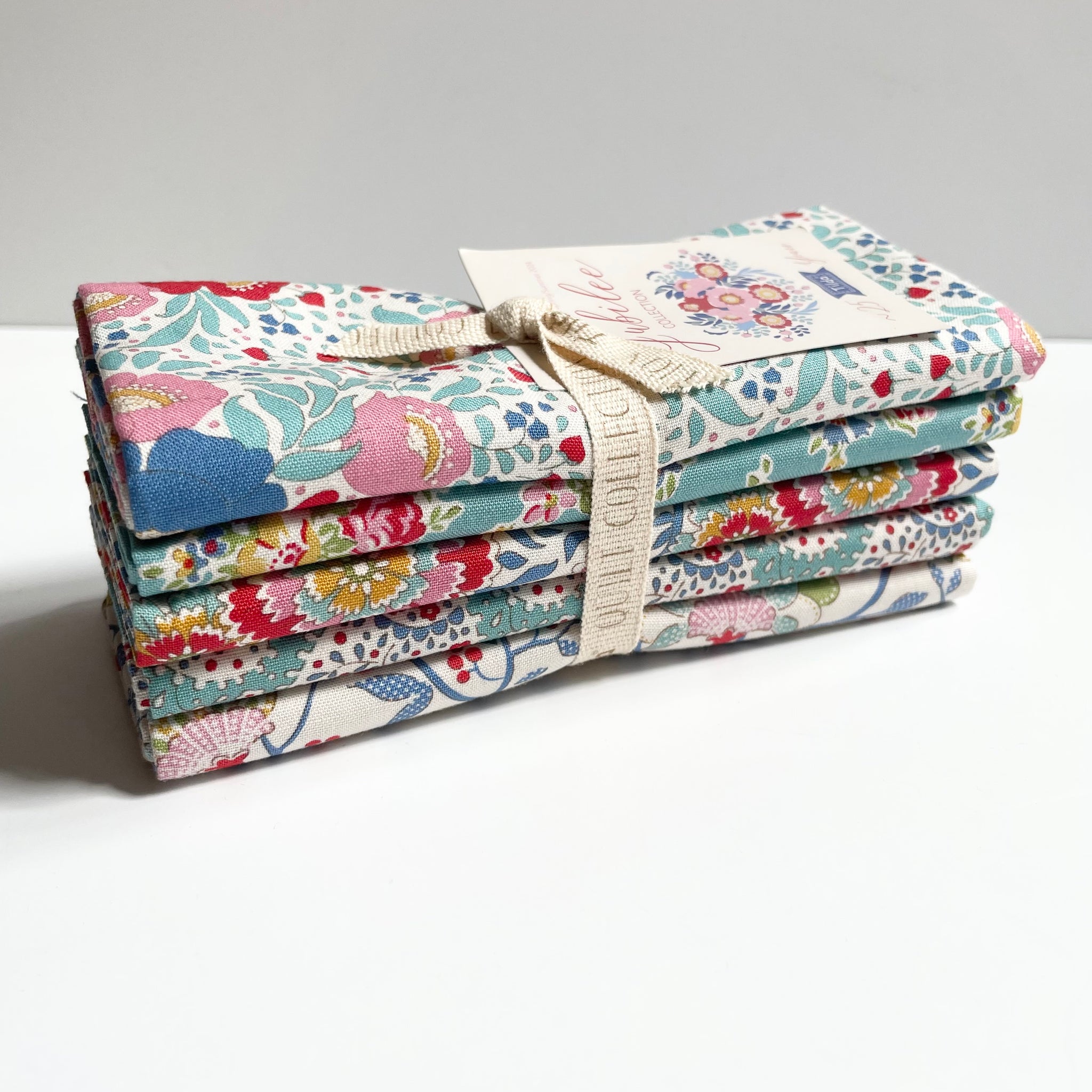 Tilda : Fat Quarter Bundle - Jubliee Teal / White